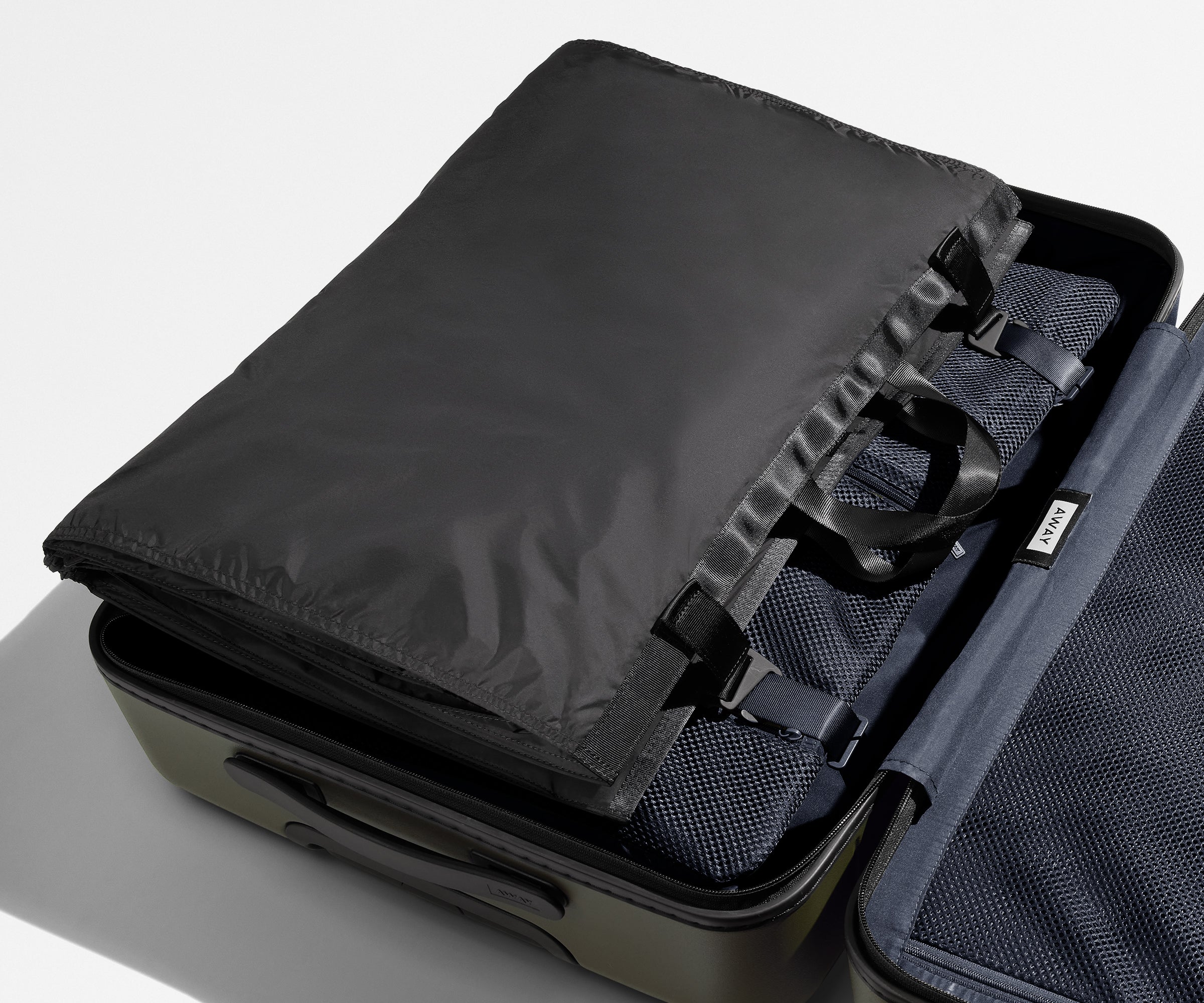 away-centerfold-housse-v-tement-jet-black-carry-on image 5