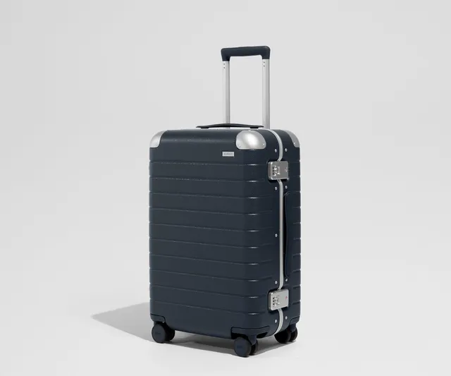 away-aluminum-edge-bigger-carry-on-valise-cabine-navy-blue image 1