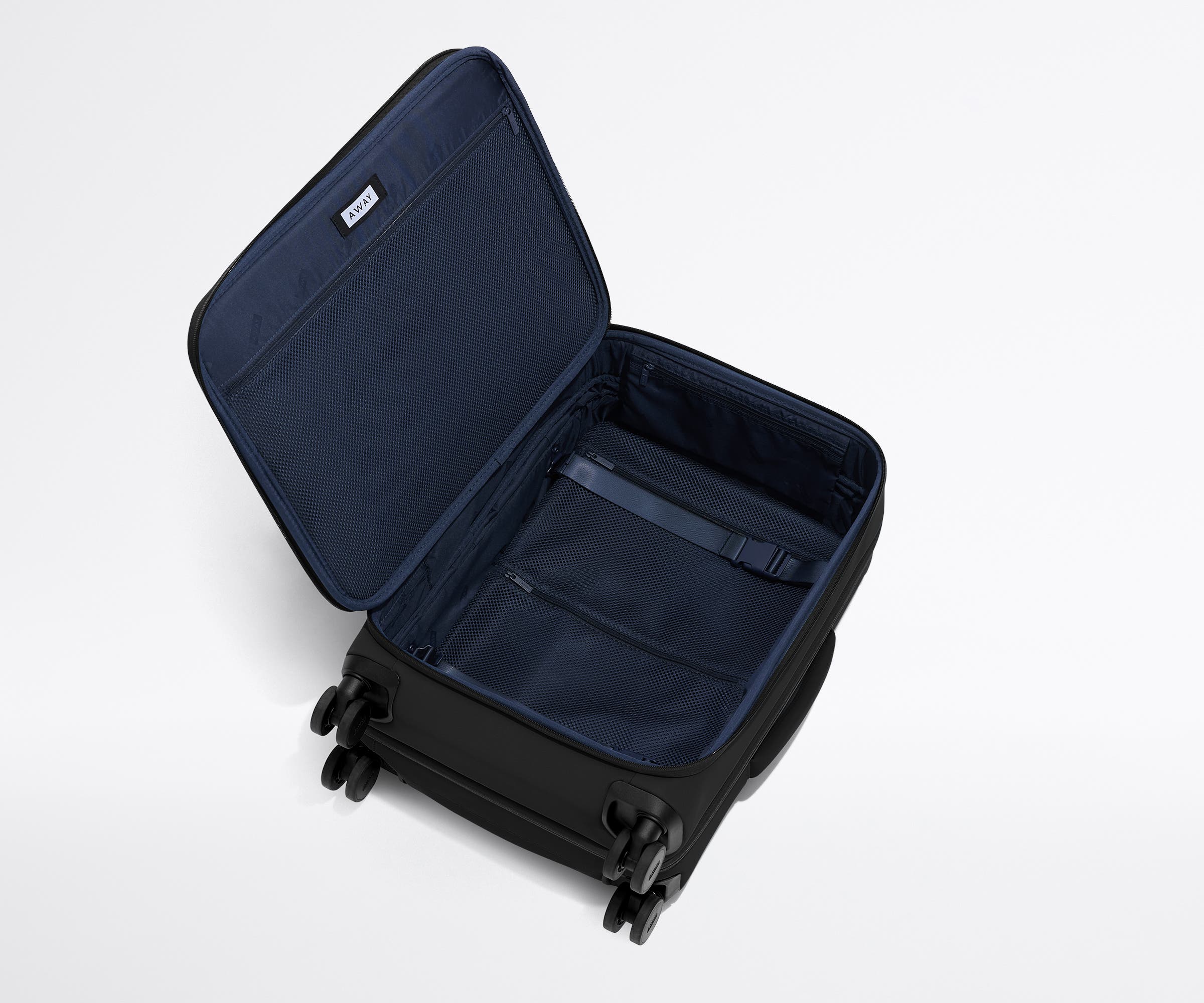 away-softside-bigger-valise-cabine-jet-black image 8