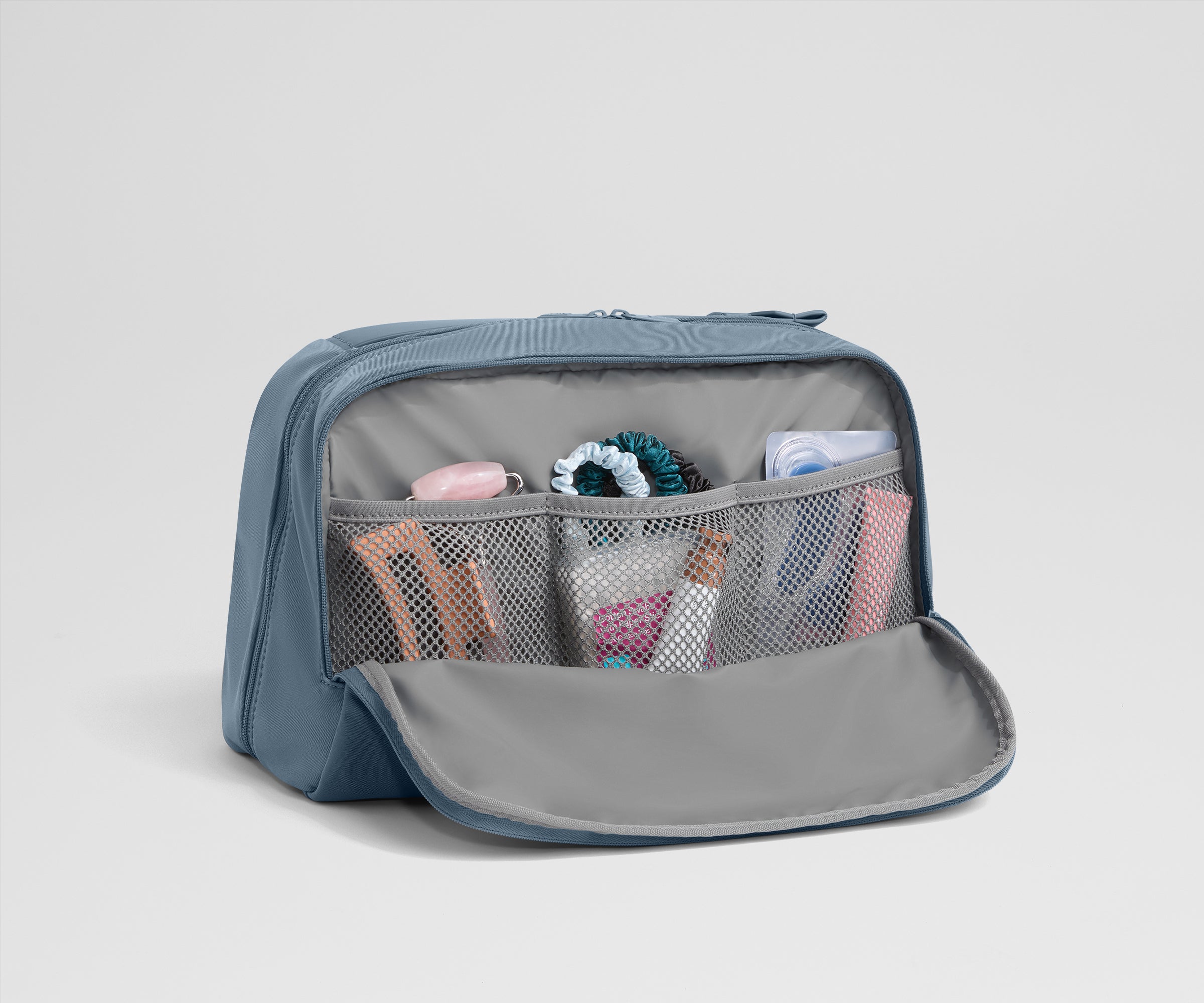 away-toiletry-bags-trousse-de-toilette-xl-coast-blue-grande image 3