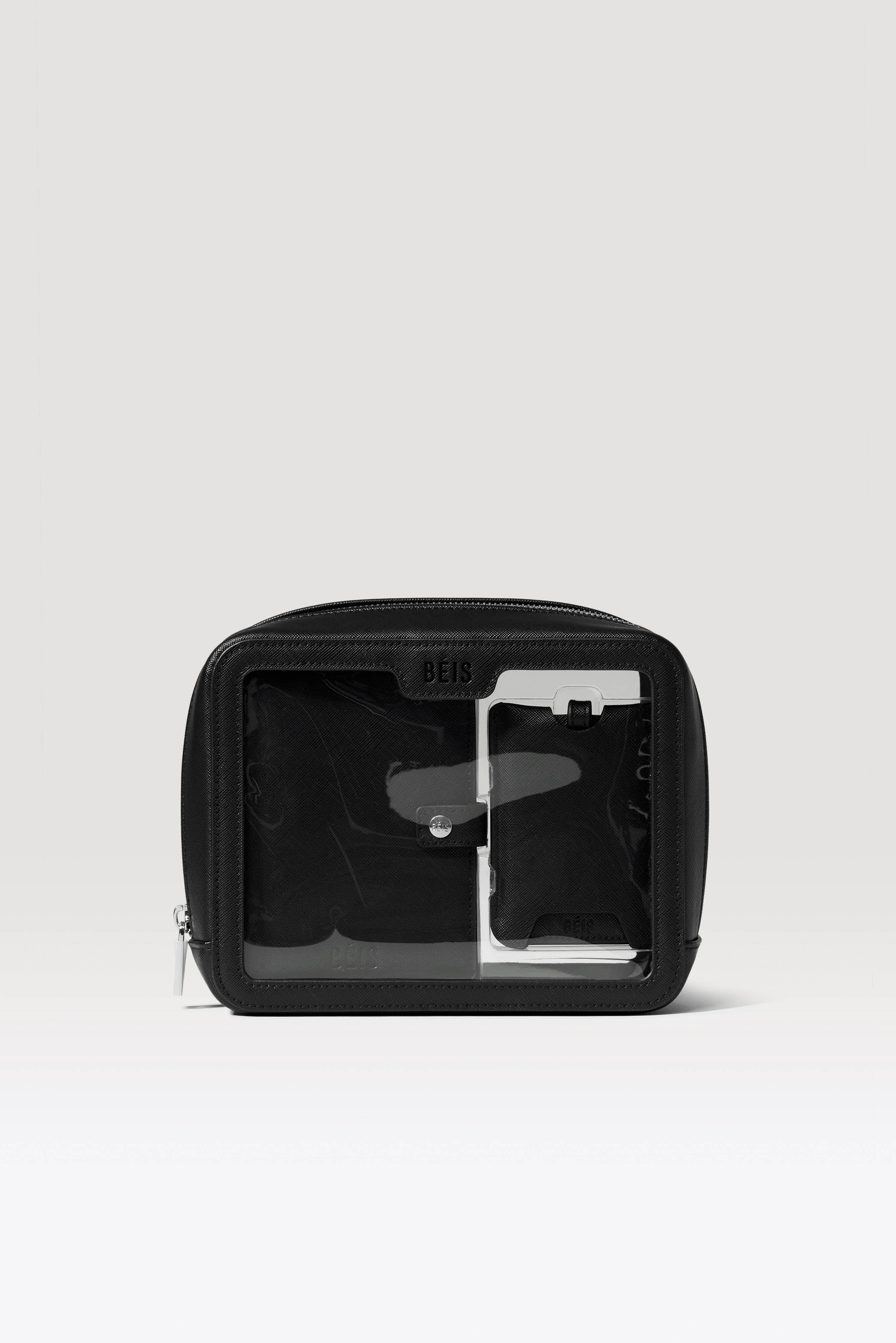 beis-passport-tag-tui-passeport-noir-airtag image 1