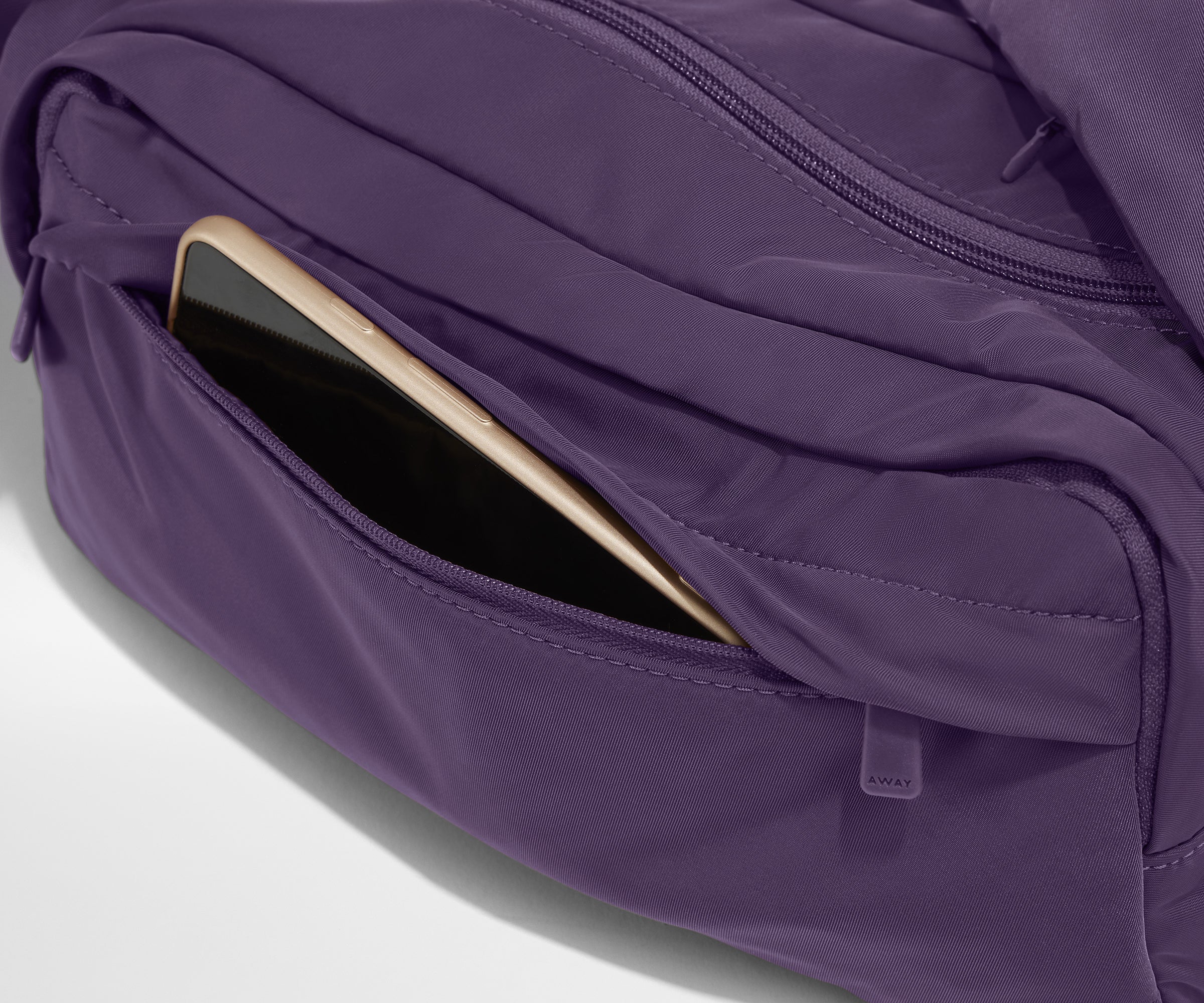 away-featherlight-cargo-pack-sac-bandouli-re-misty-purple-l-ger image 5