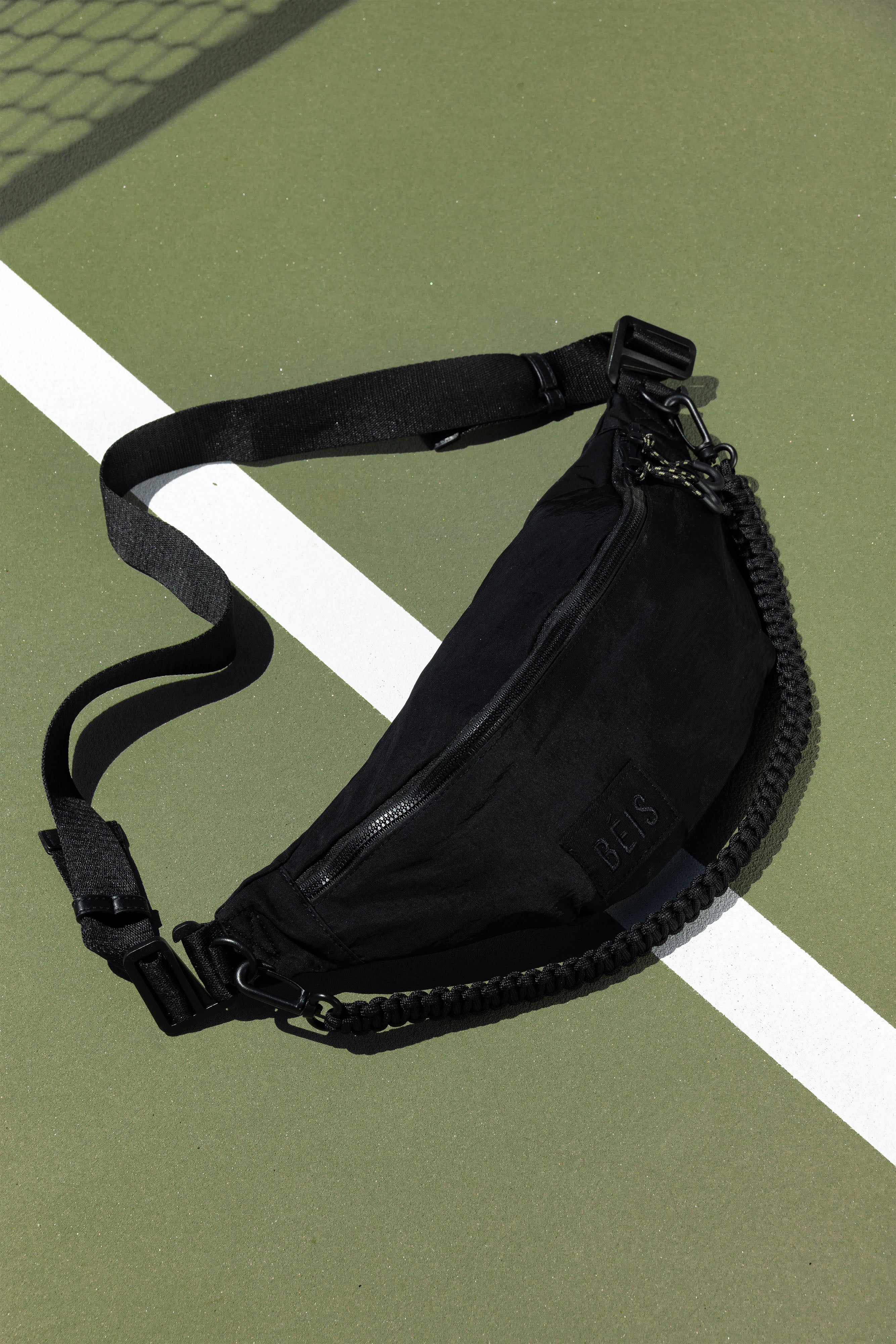 beis-the-sport-pack-sac-banane-noir-l-ger-randonn-e image 5