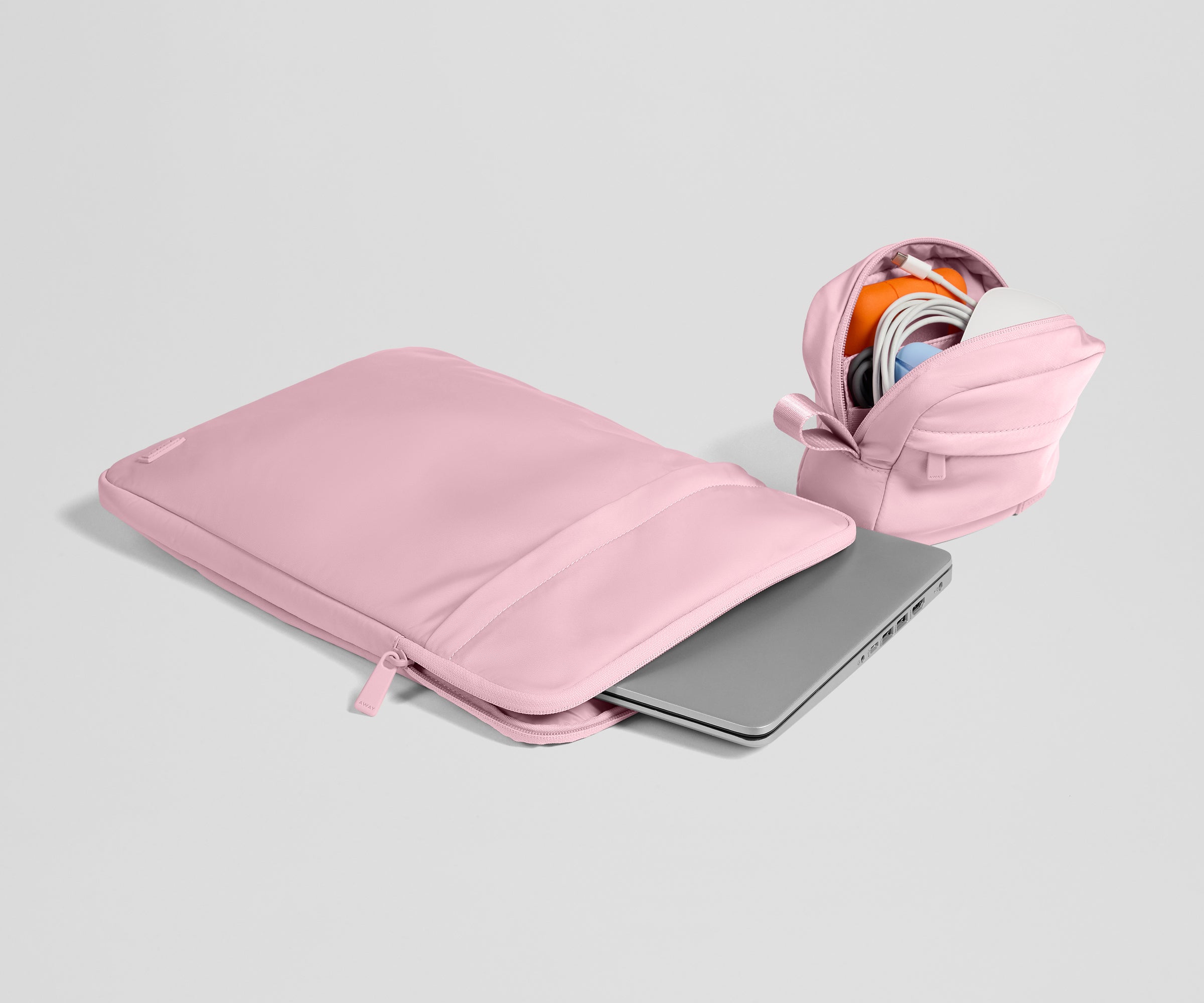 away-featherlight-tech-set-pochette-ordinateur-glacial-pink image 2