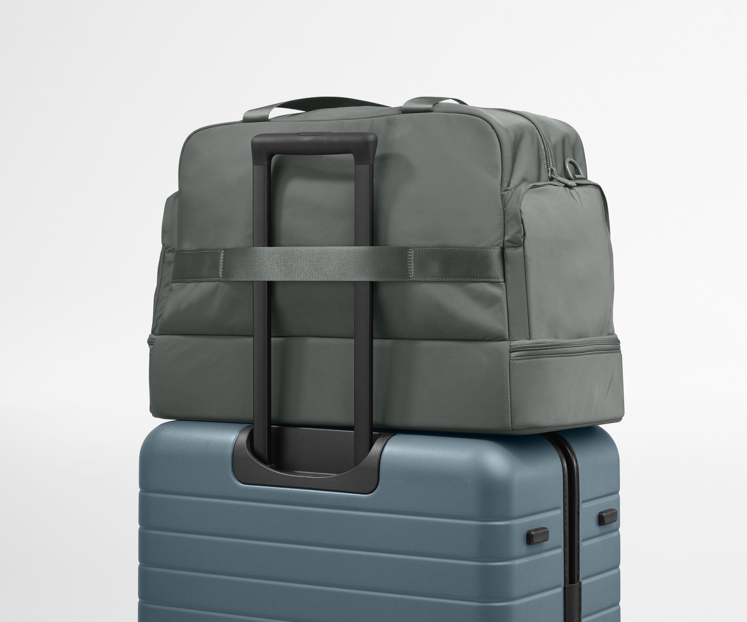 away-featherlight-sac-week-end-gris-44l-l-ger image 6