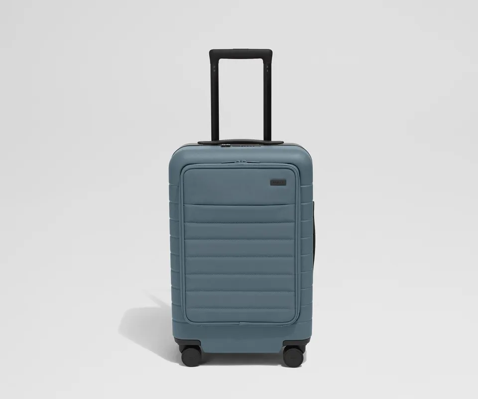 away-executive-carry-on-valise-cabine-coast-blue-ordinateur image 1