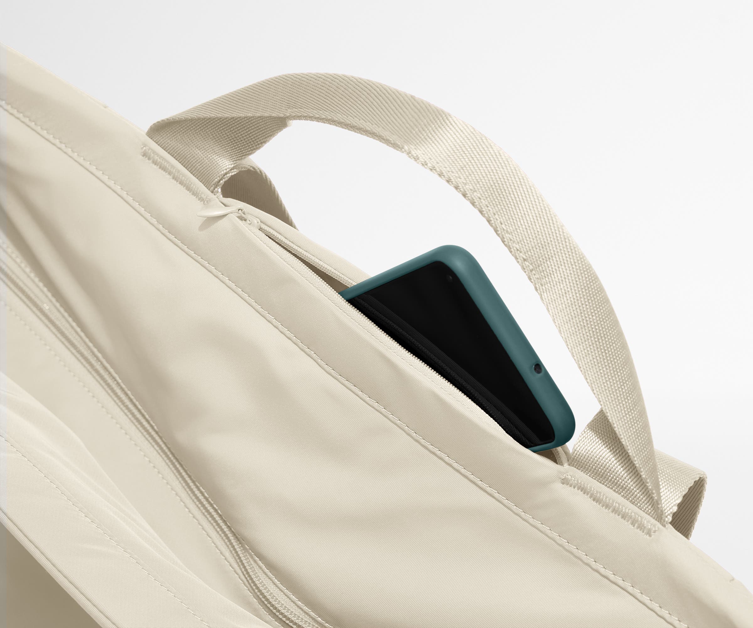 away-large-featherlight-tote-sac-cabas-salt-white-16-pouces image 8