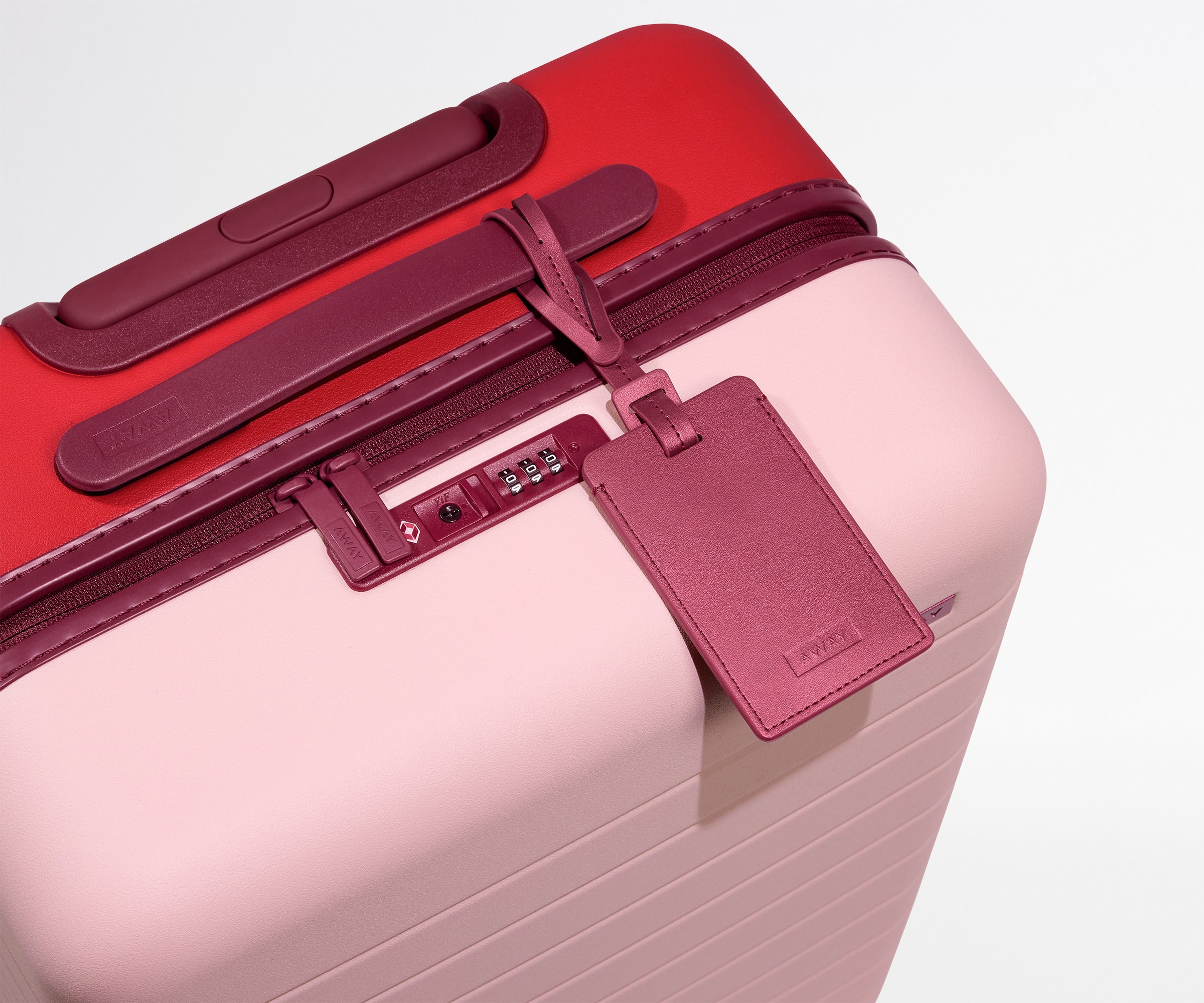 away-the-bigger-carry-on-valise-cabine-large-amour image 5