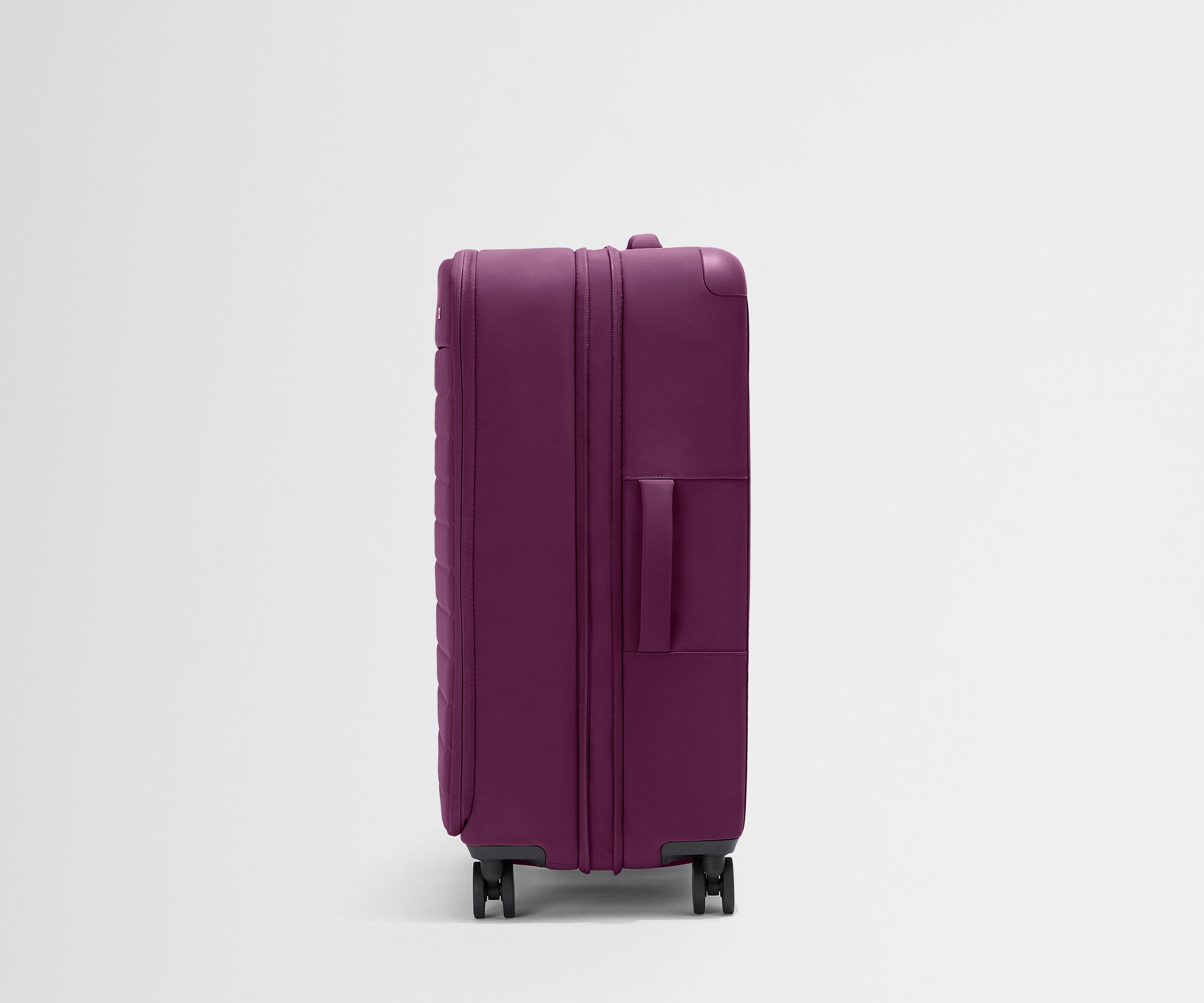 away-softside-large-valise-soute-violet-prune-extensible image 3