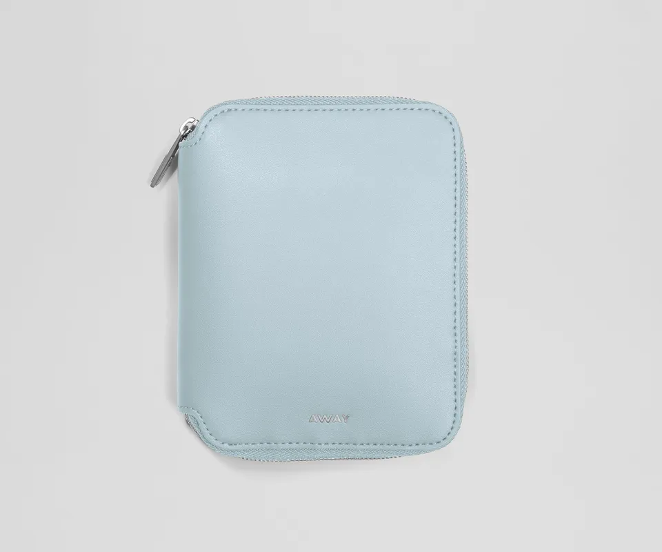 away-slim-jewelry-organizer-pochette-bijoux-arctic-blue image 1