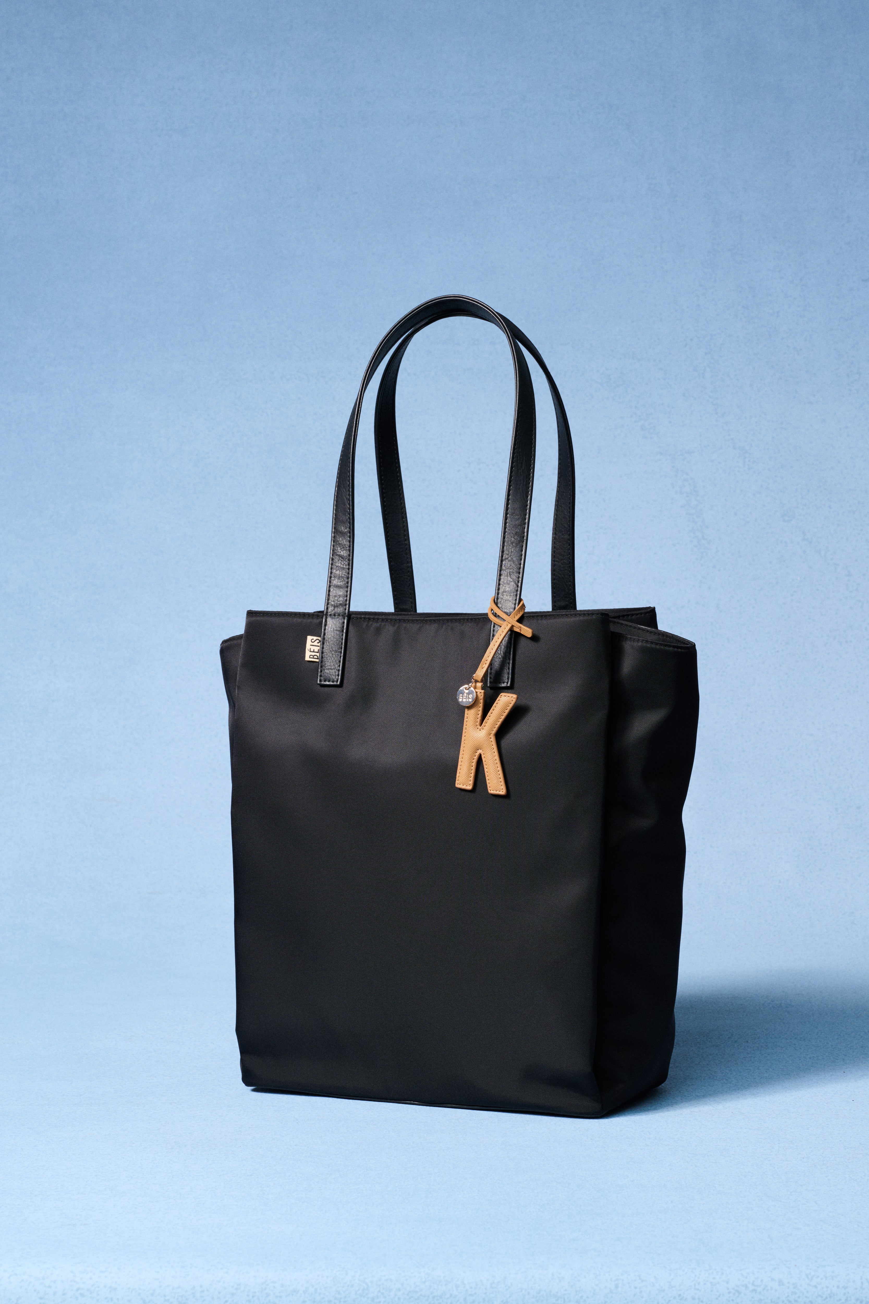beis-letter-charm-breloque-sac-camel-lettre-initiale image 2
