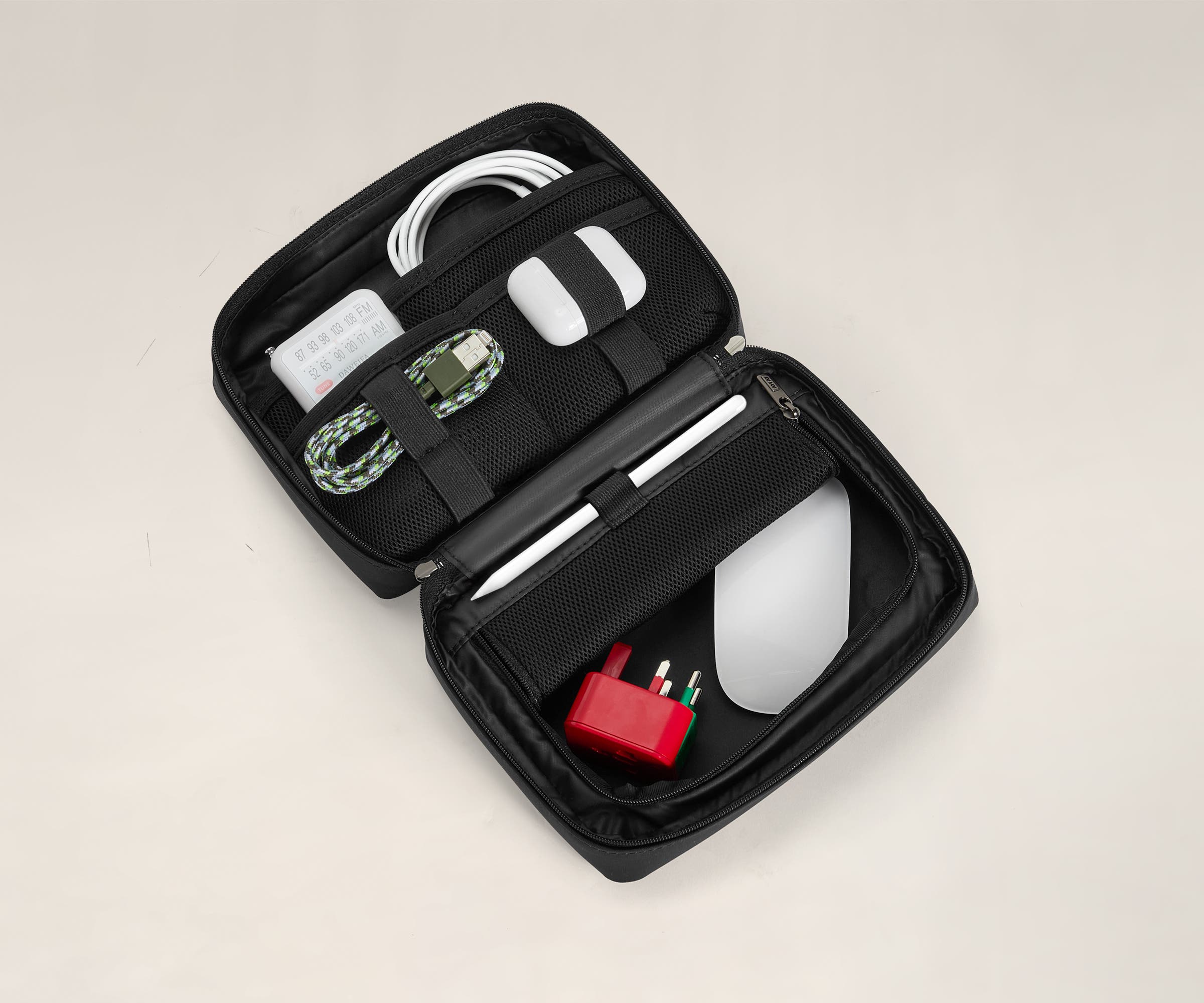 away-large-tech-case-organisateur-tech-jet-black image 3