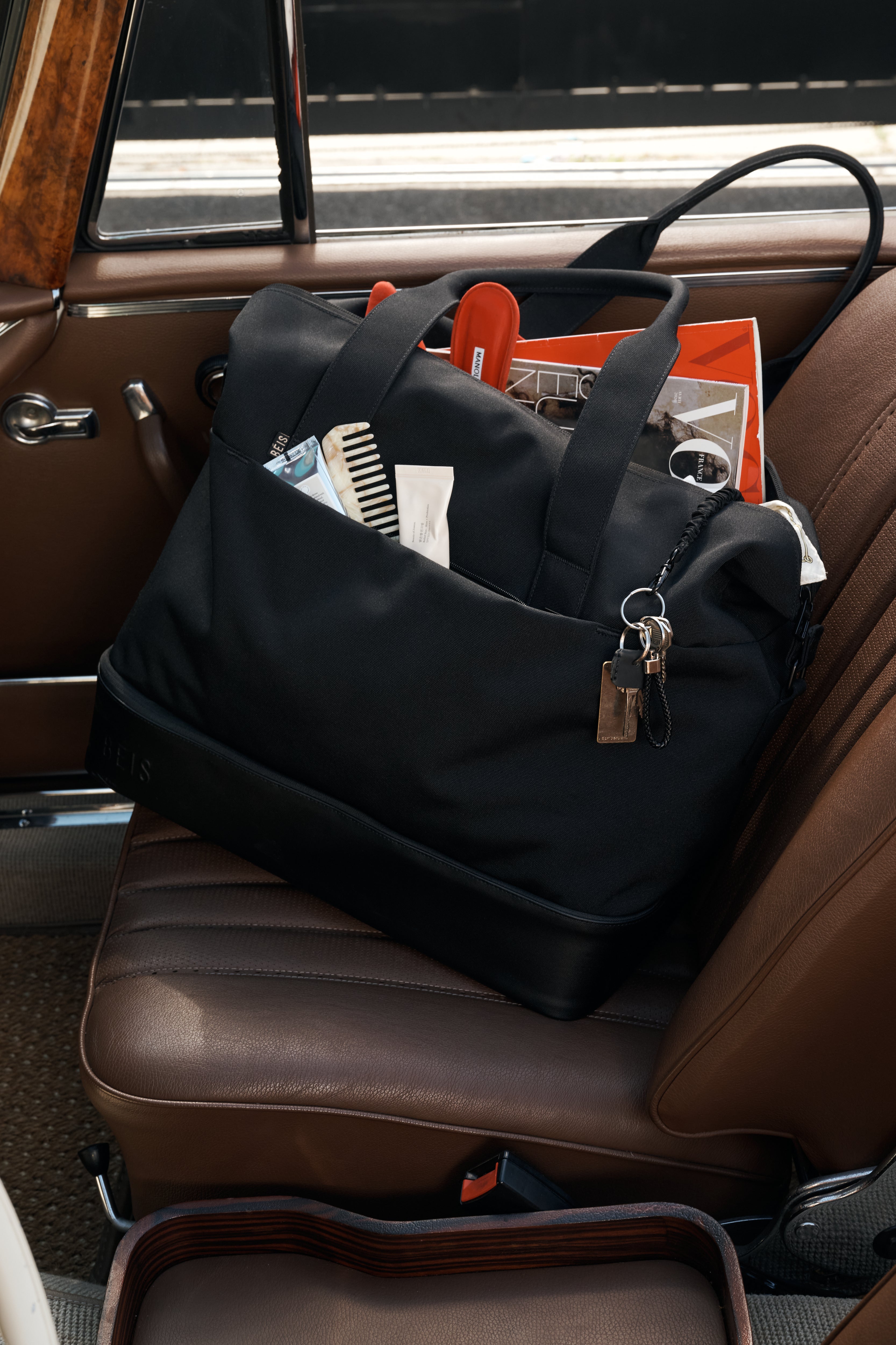 beis-mini-weekender-sac-week-end-noir-housse-ordinateur image 4