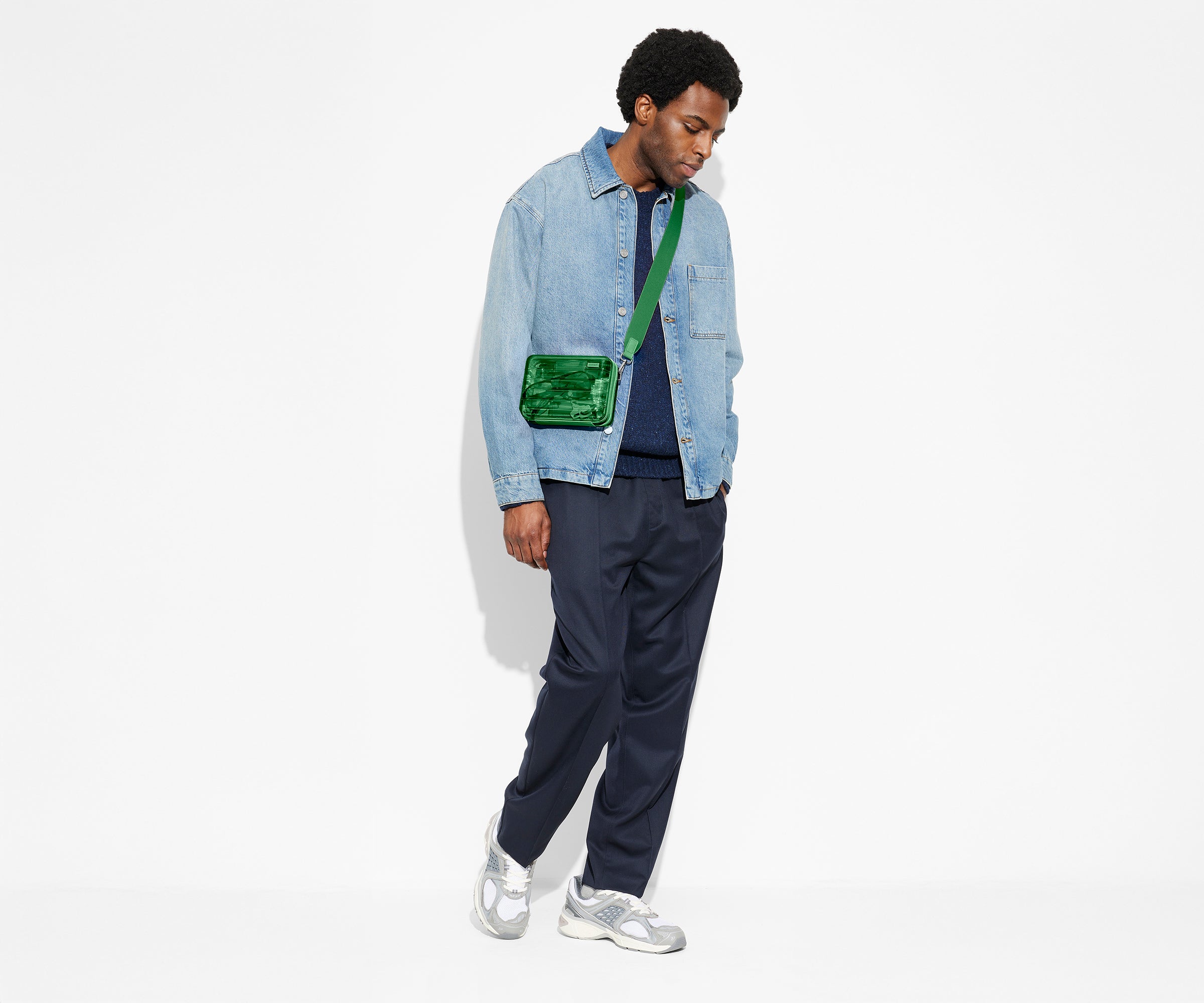 away-the-mini-crossbody-sac-bandouli-re-vert-translucide image 3