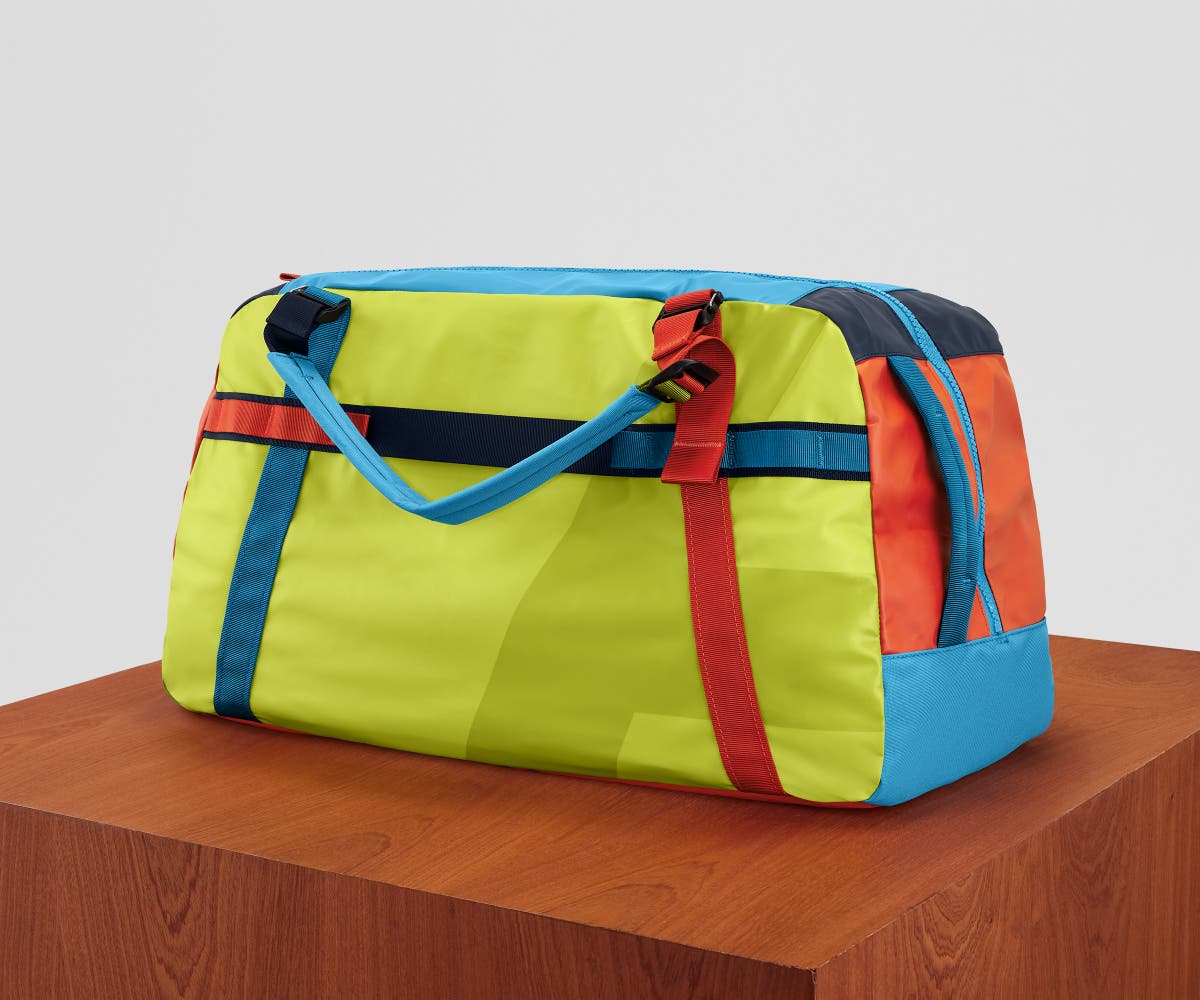 away-active-duffle-55l-sac-de-voyage-atomic-remix image 2