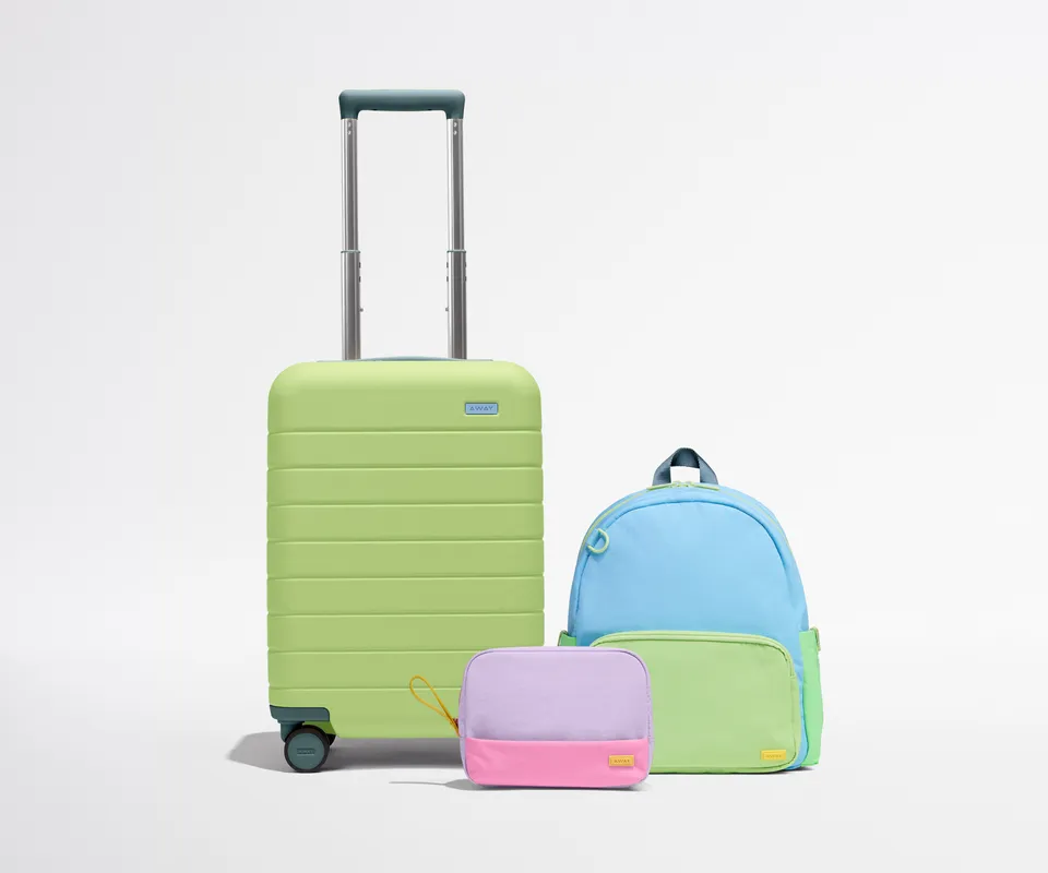 away-born-ready-bundle-set-voyage-bagages-organis-s image 1