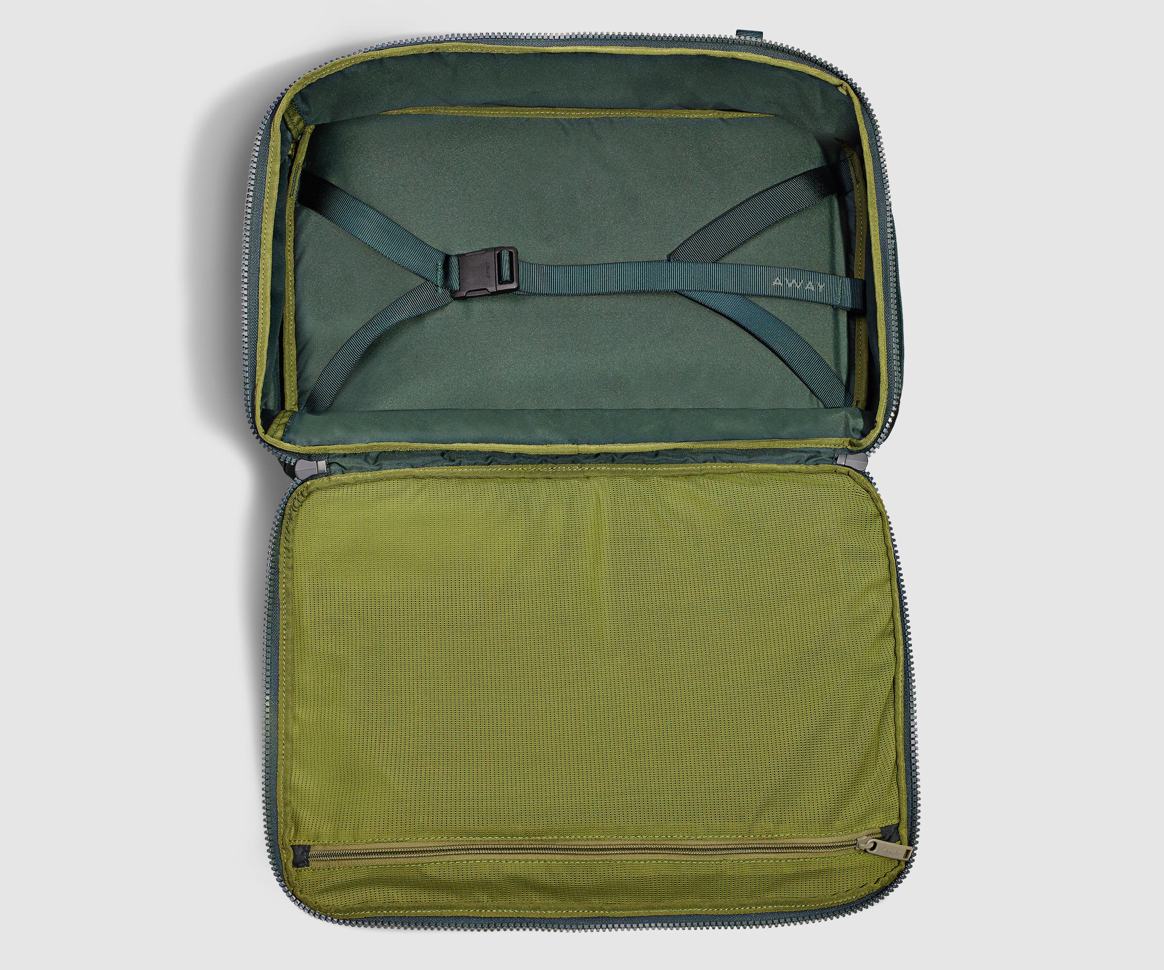 away-active-convertible-25l-sac-dos-forest-green-convertible image 6