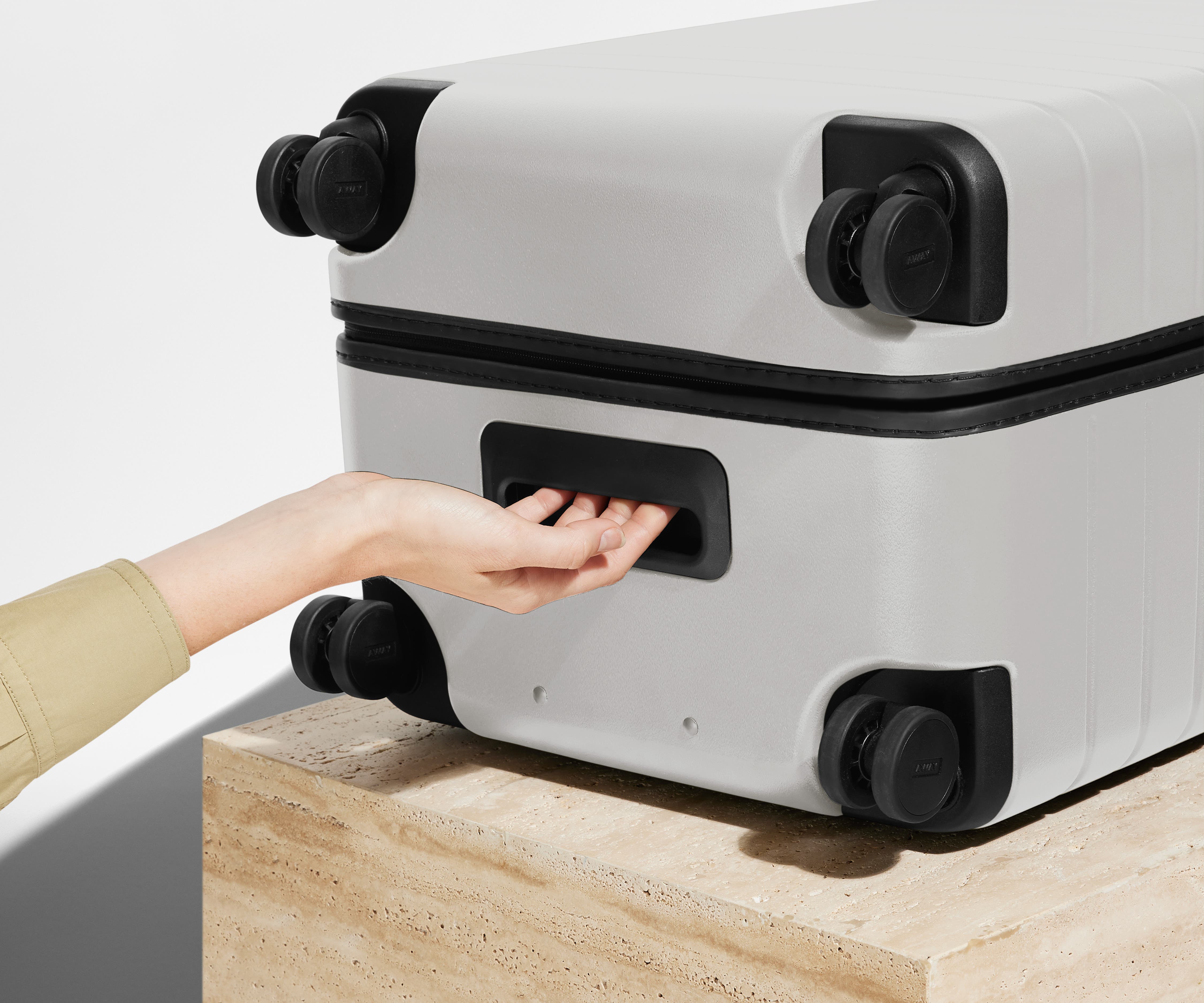 away-the-trunk-valise-soute-cloud-gray-rigide-grande-capacit image 6