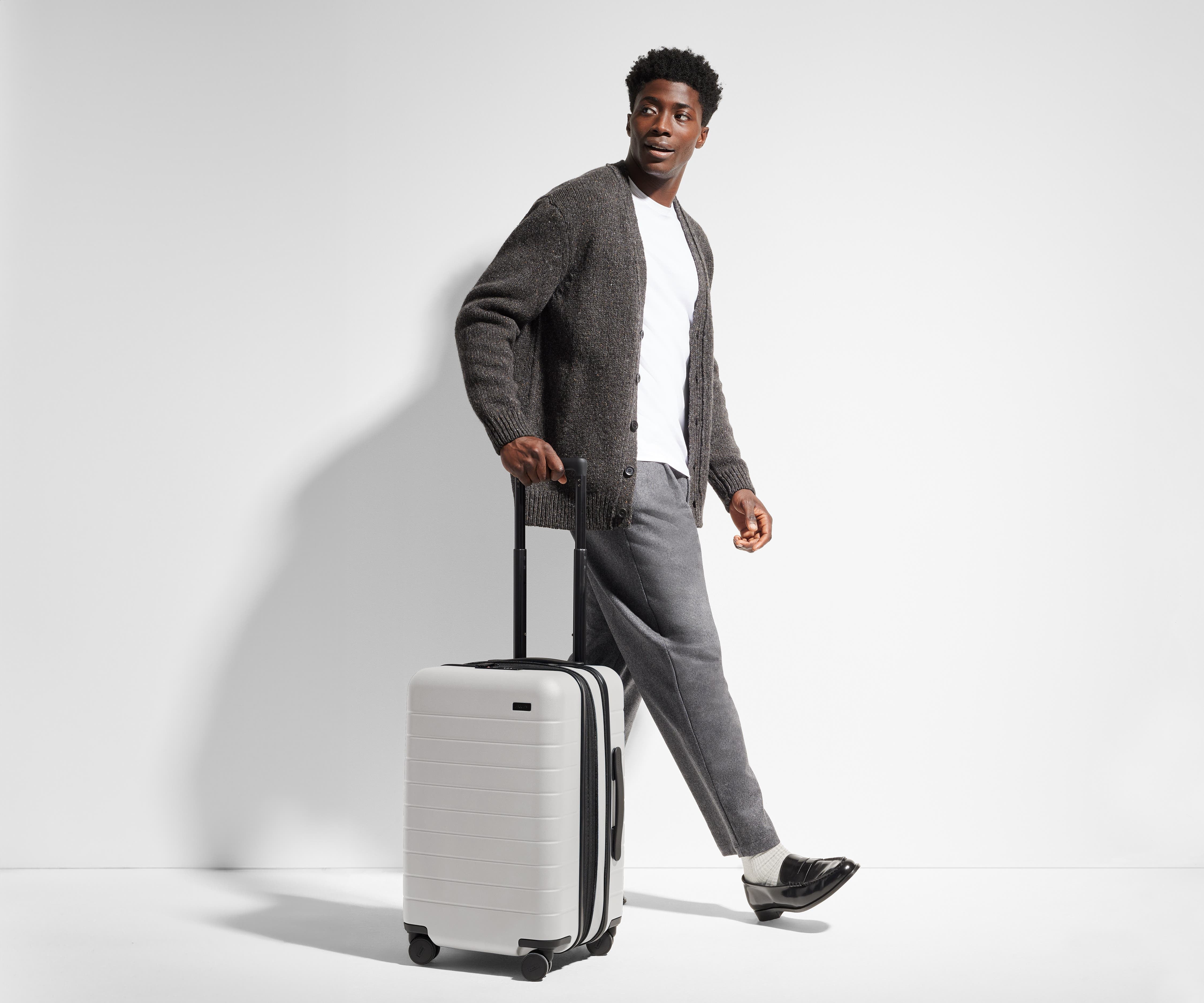 away-carry-on-flex-valise-cabine-gris-nuage-extensible image 4