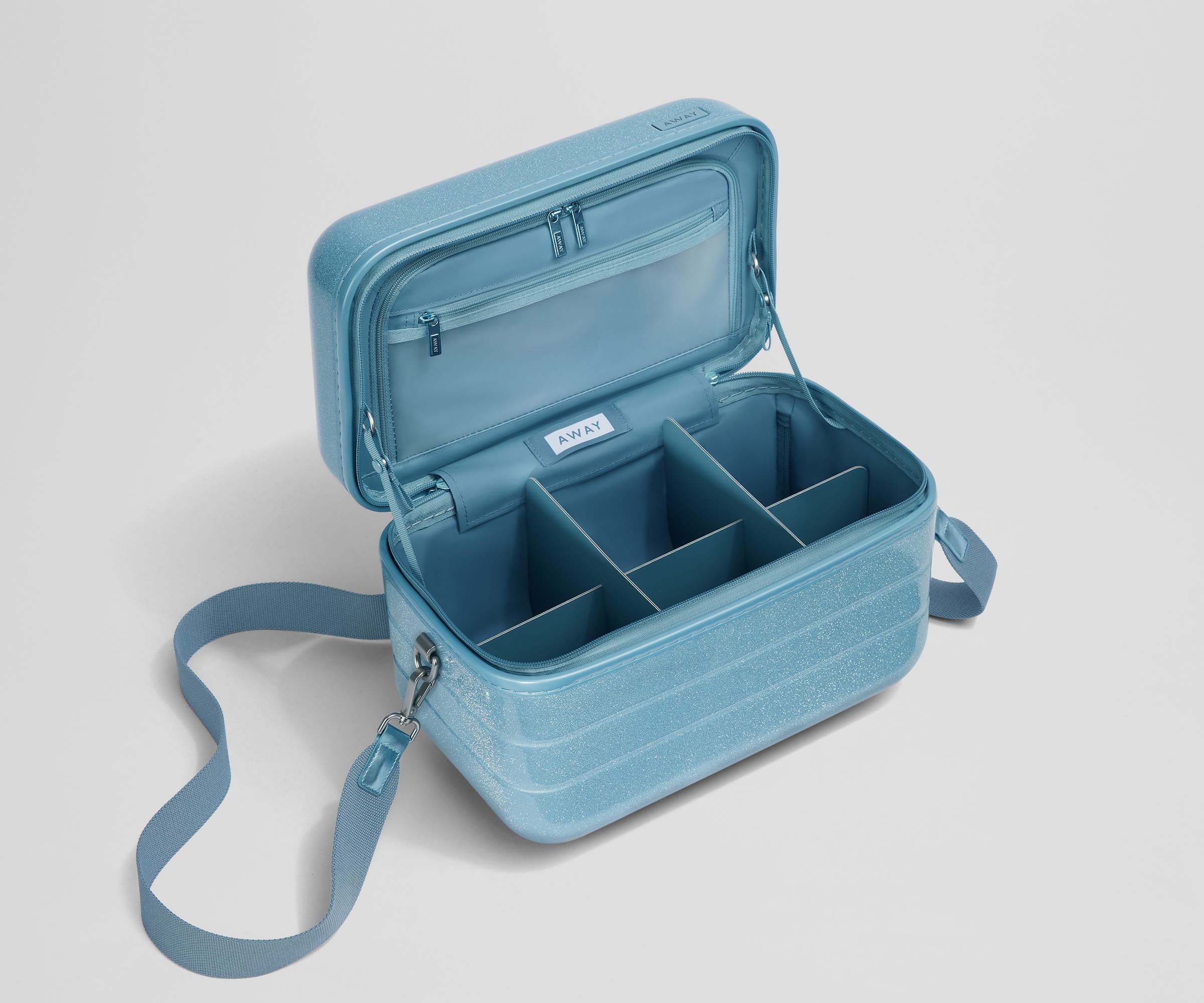 away-the-train-case-vanity-bleu-galaxy image 2