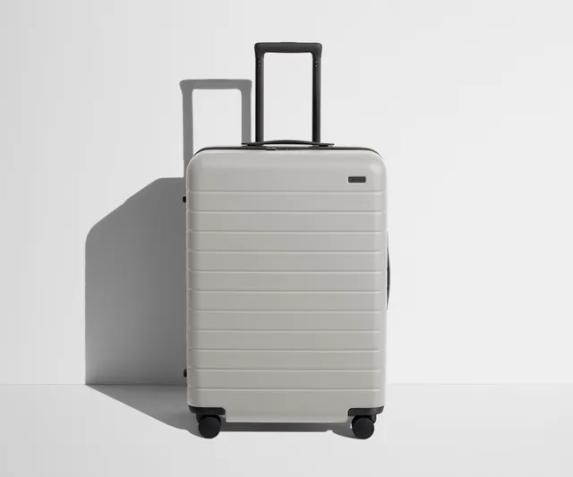 away-medium-valise-soute-rigide-gris-nuage-cloud-gray image 1