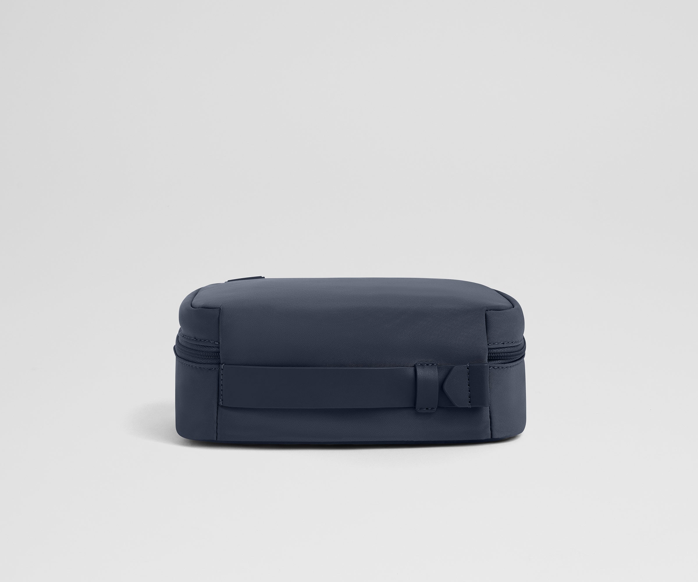 away-small-toiletry-bag-trousse-toilette-navy-blue image 4