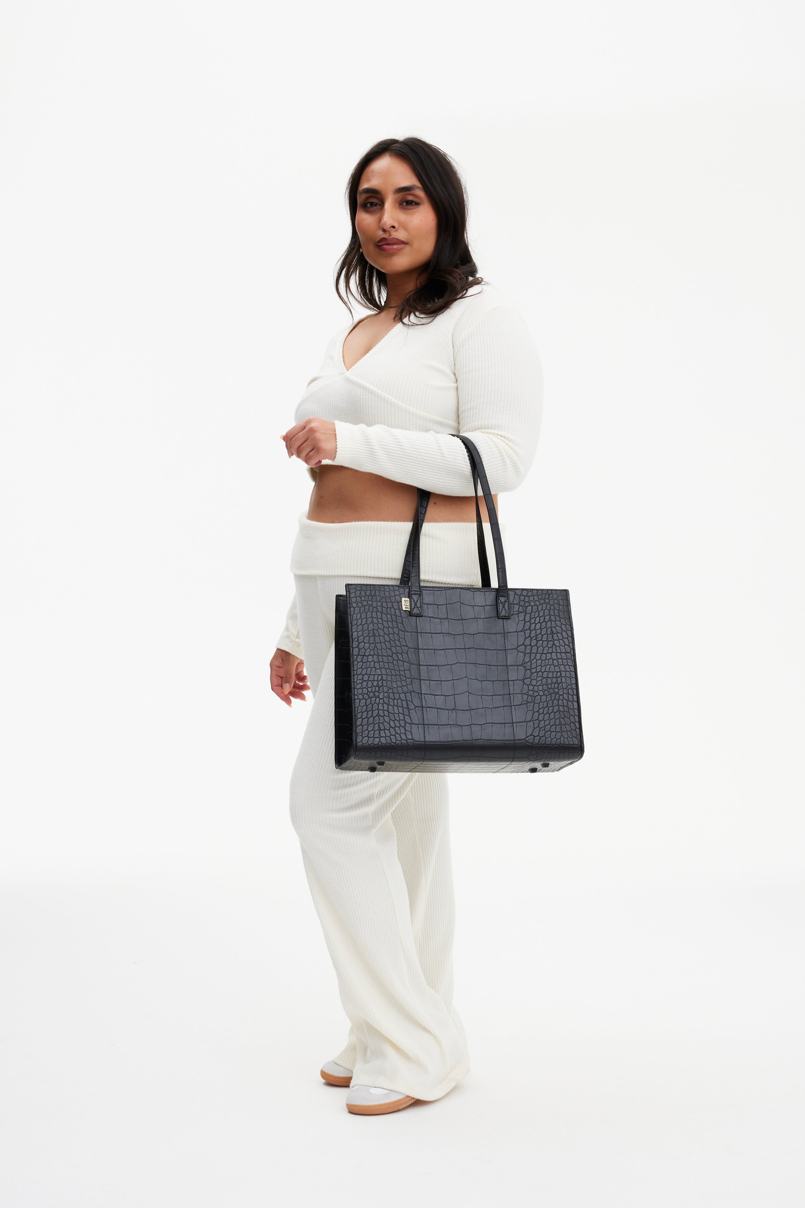 beis-the-work-tote-sac-tote-black-croc-cuir-vegan image 4