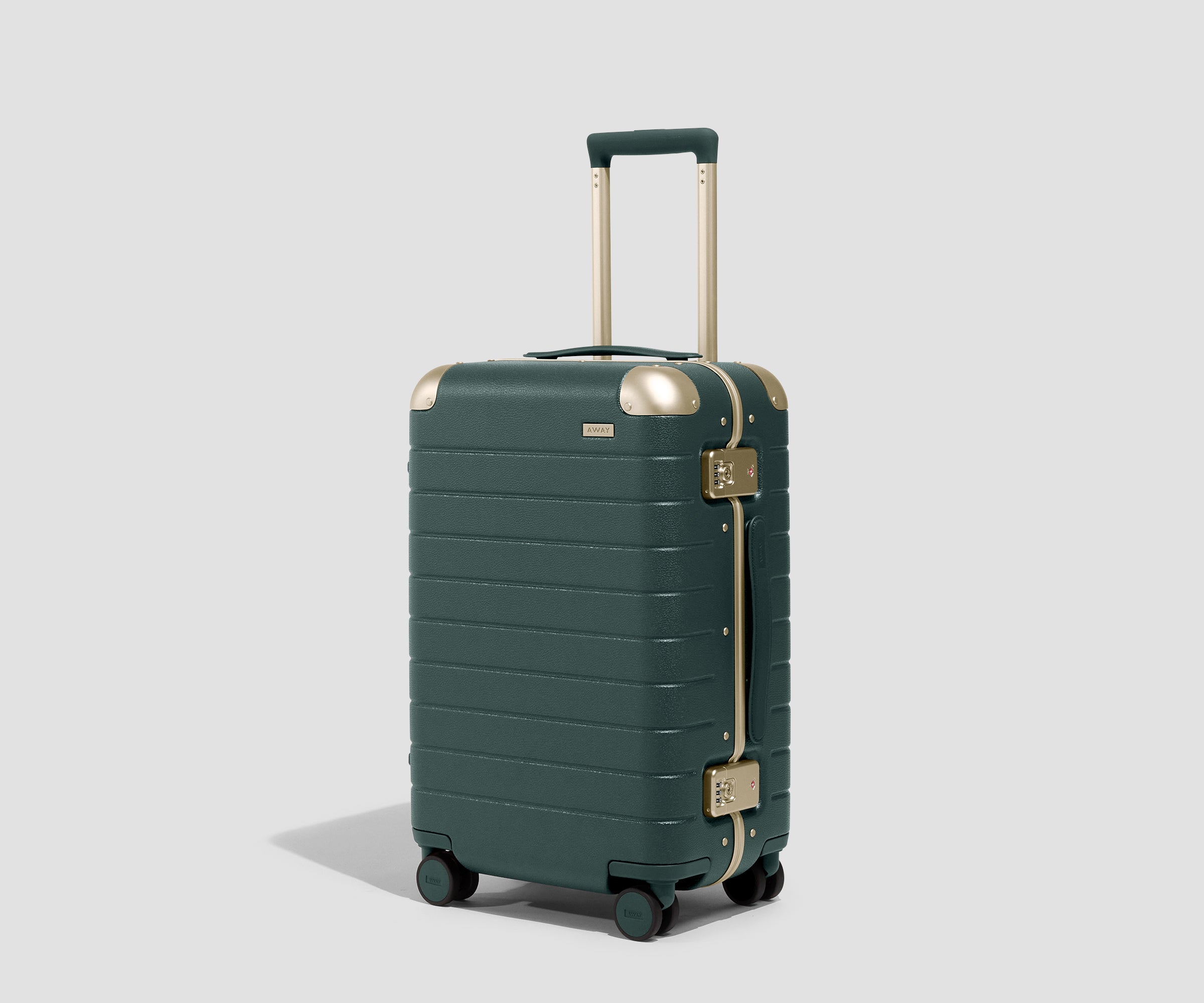 away-aluminum-edge-valise-cabine-ivy-green-rigide-aluminium image 1