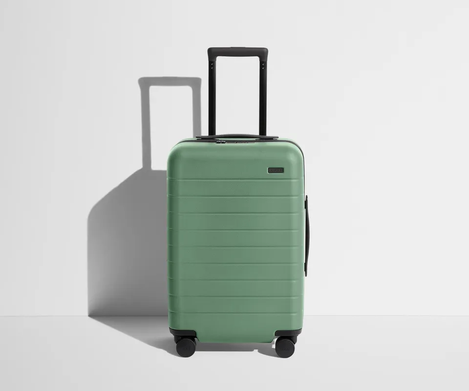 away-carry-on-valise-cabine-sea-green-compression image 1