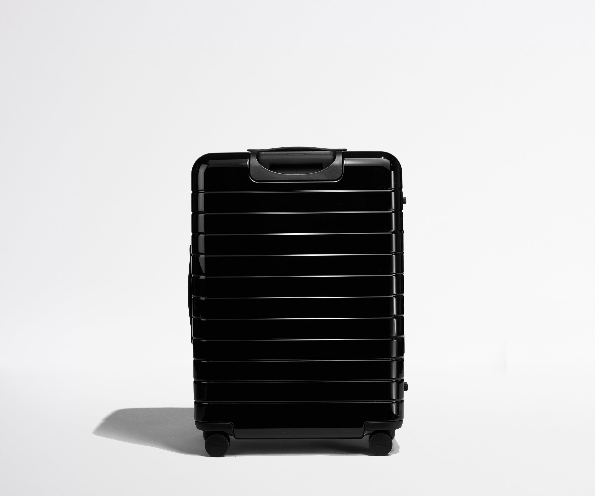 away-the-medium-valise-soute-rigide-noire-black-tie image 4