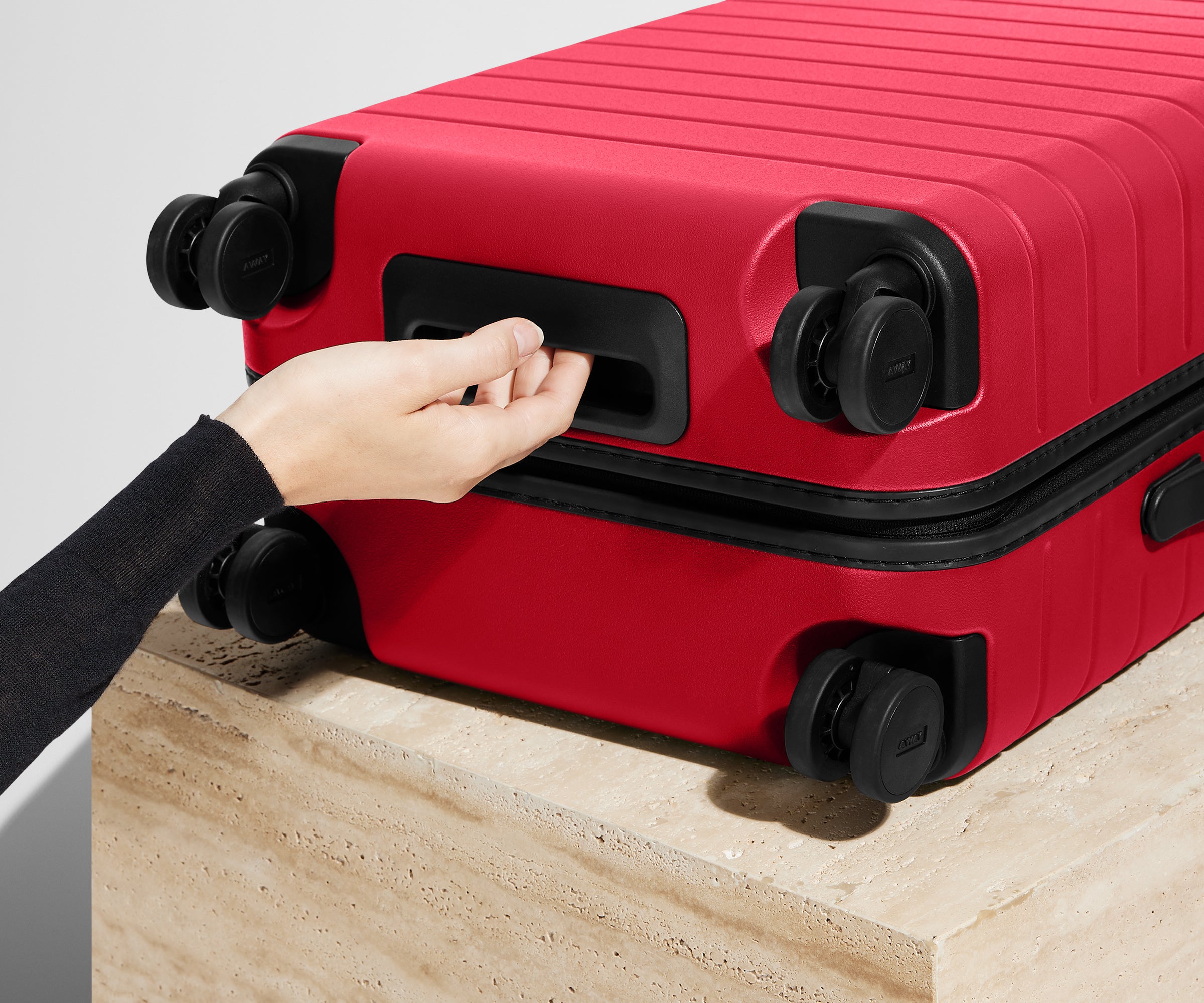 away-bigger-carry-on-valise-cabine-maryland-rigide image 4