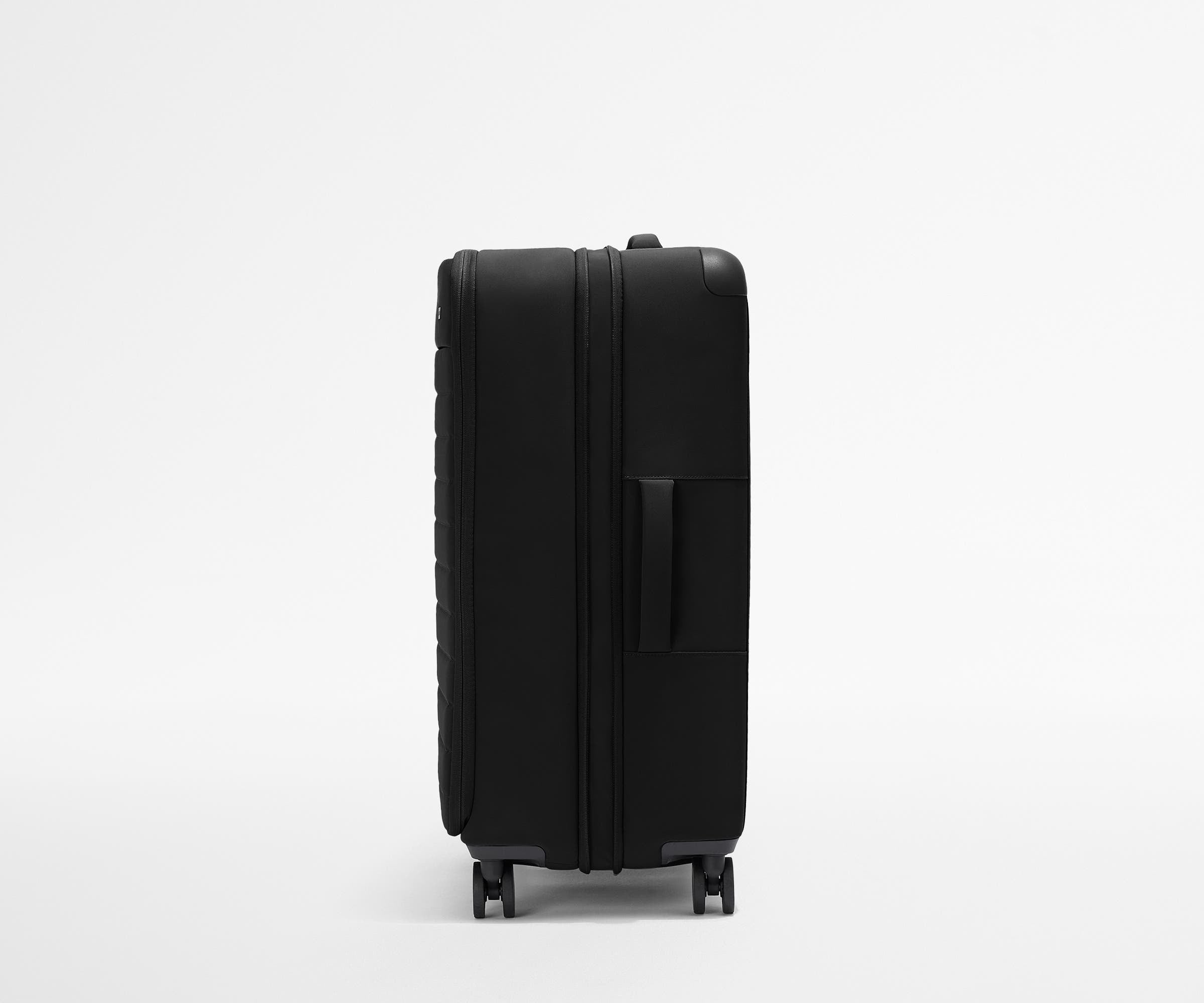 away-softside-large-valise-soute-jet-black-nylon-extensible image 3