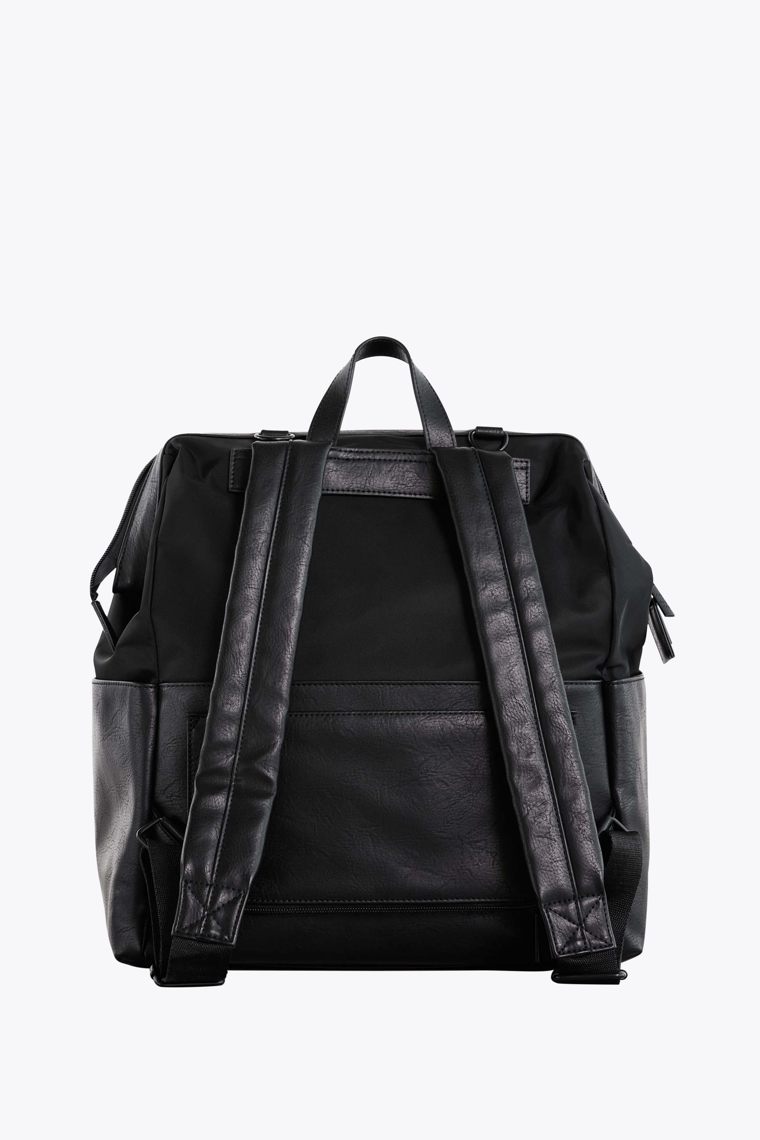 beis-the-backpack-sac-dos-langer-noir-avec-matelas image 3