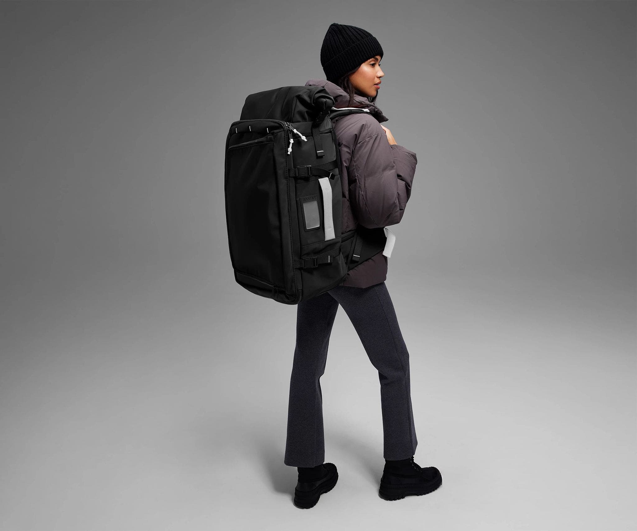 away-carry-on-boot-bag-55l-sac-ski-jet-black image 3