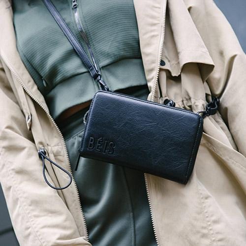 beis-travel-wallet-portefeuille-voyage-noir-passeport image 6