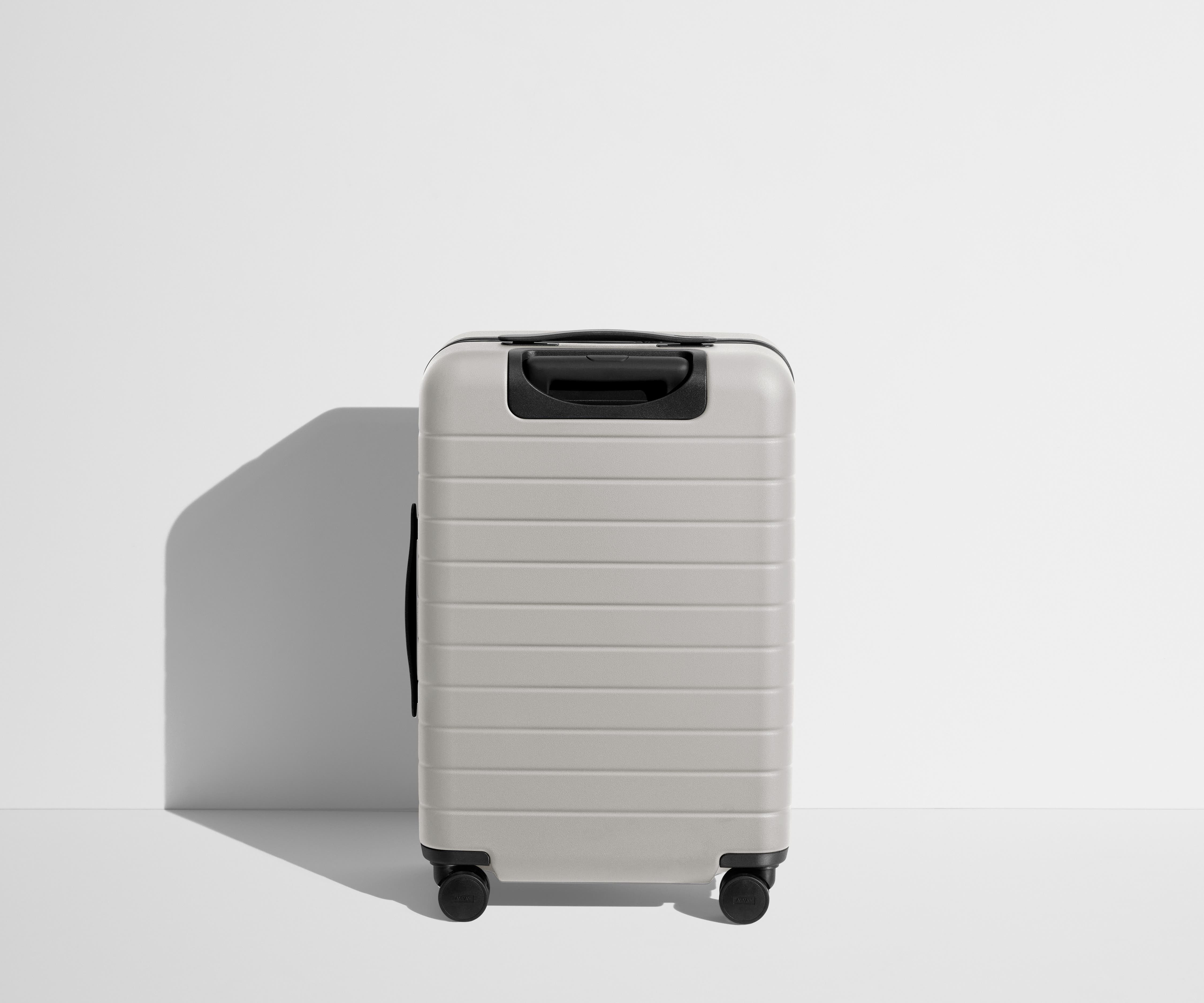 away-bigger-carry-on-valise-cabine-alabama-rigide image 5