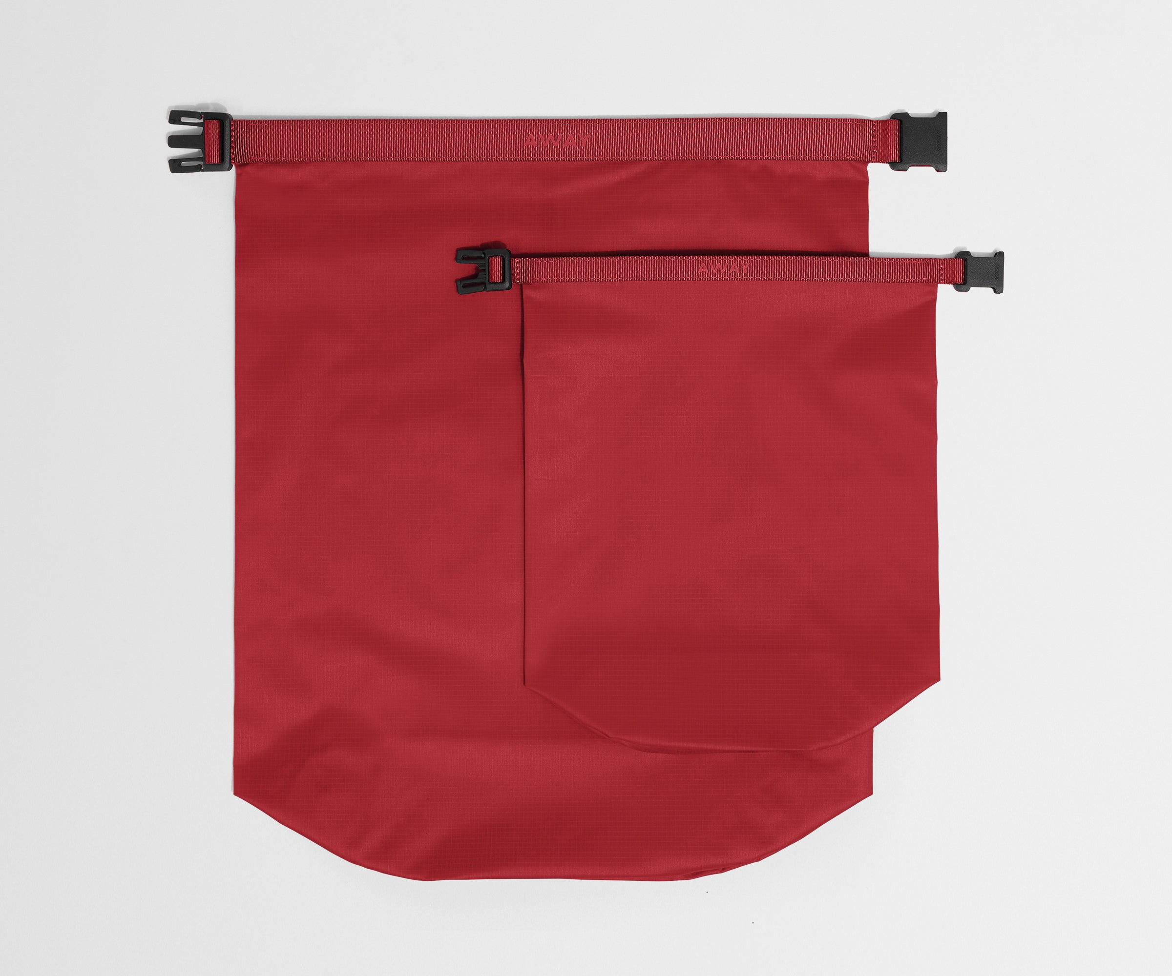 away-dry-bag-duo-pochette-tanche-rouge-cerise image 4