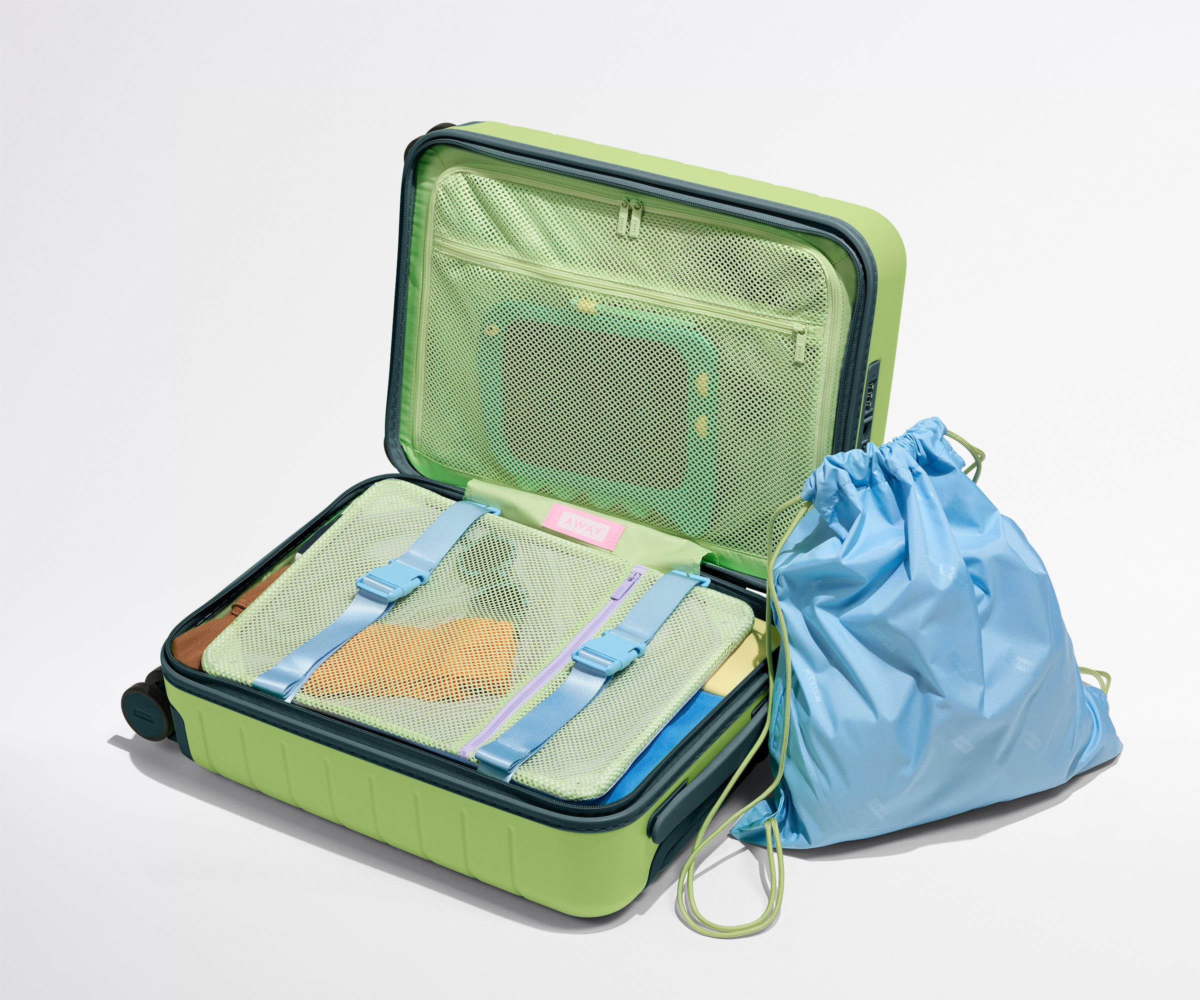 away-born-ready-bundle-set-voyage-bagages-organis-s image 5