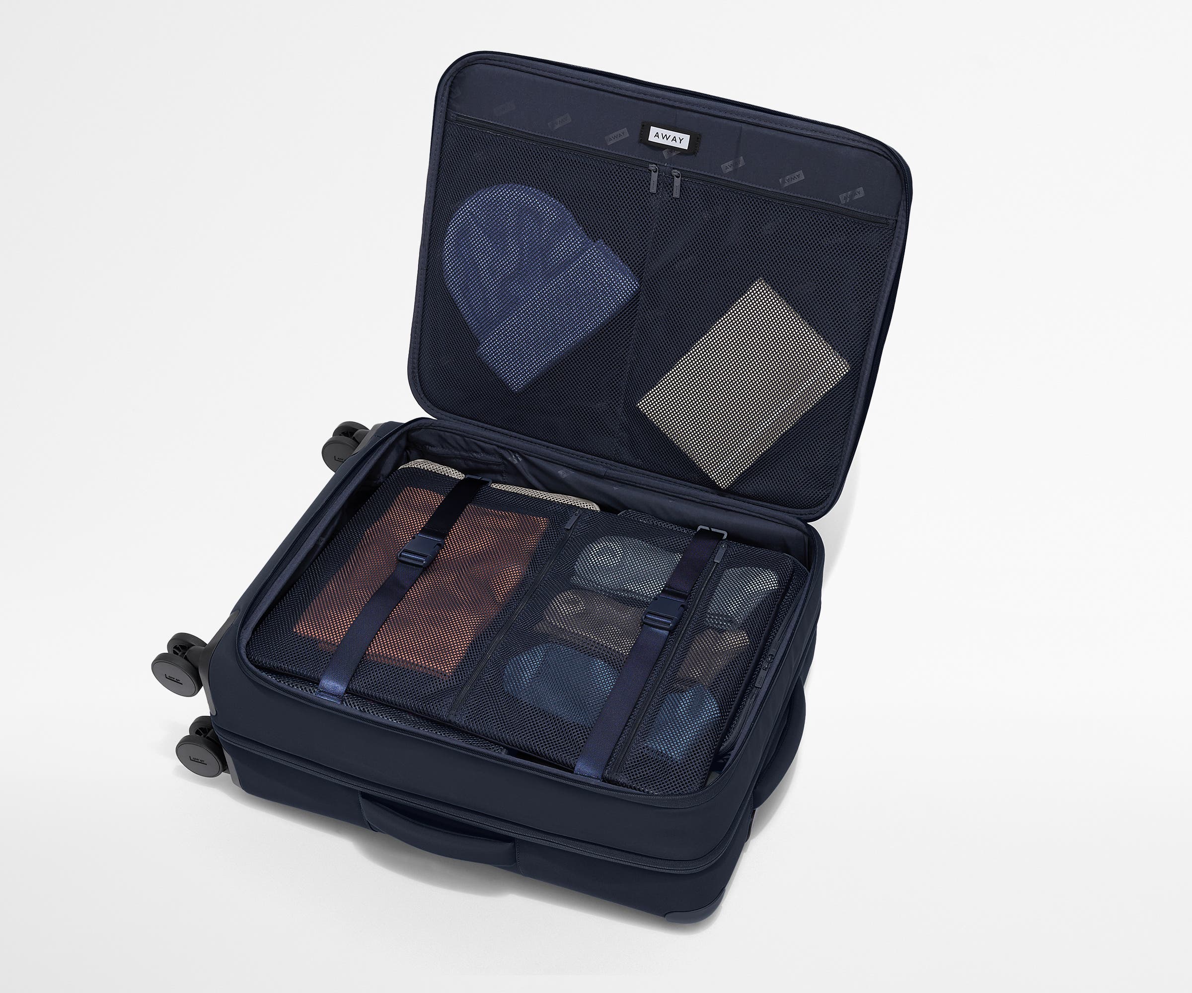 away-softside-medium-valise-soute-bleu-marine-extensible image 5