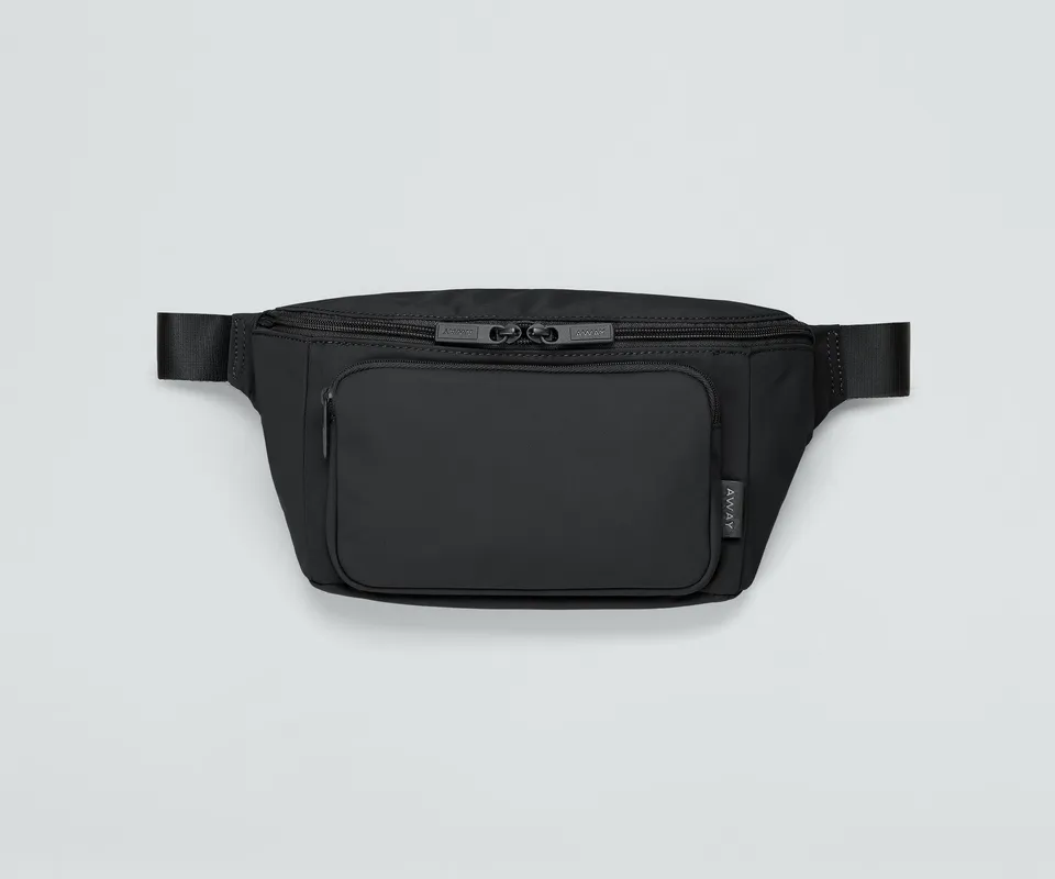 away-the-everywhere-sling-bag-sac-bandouli-re-jet-black image 1