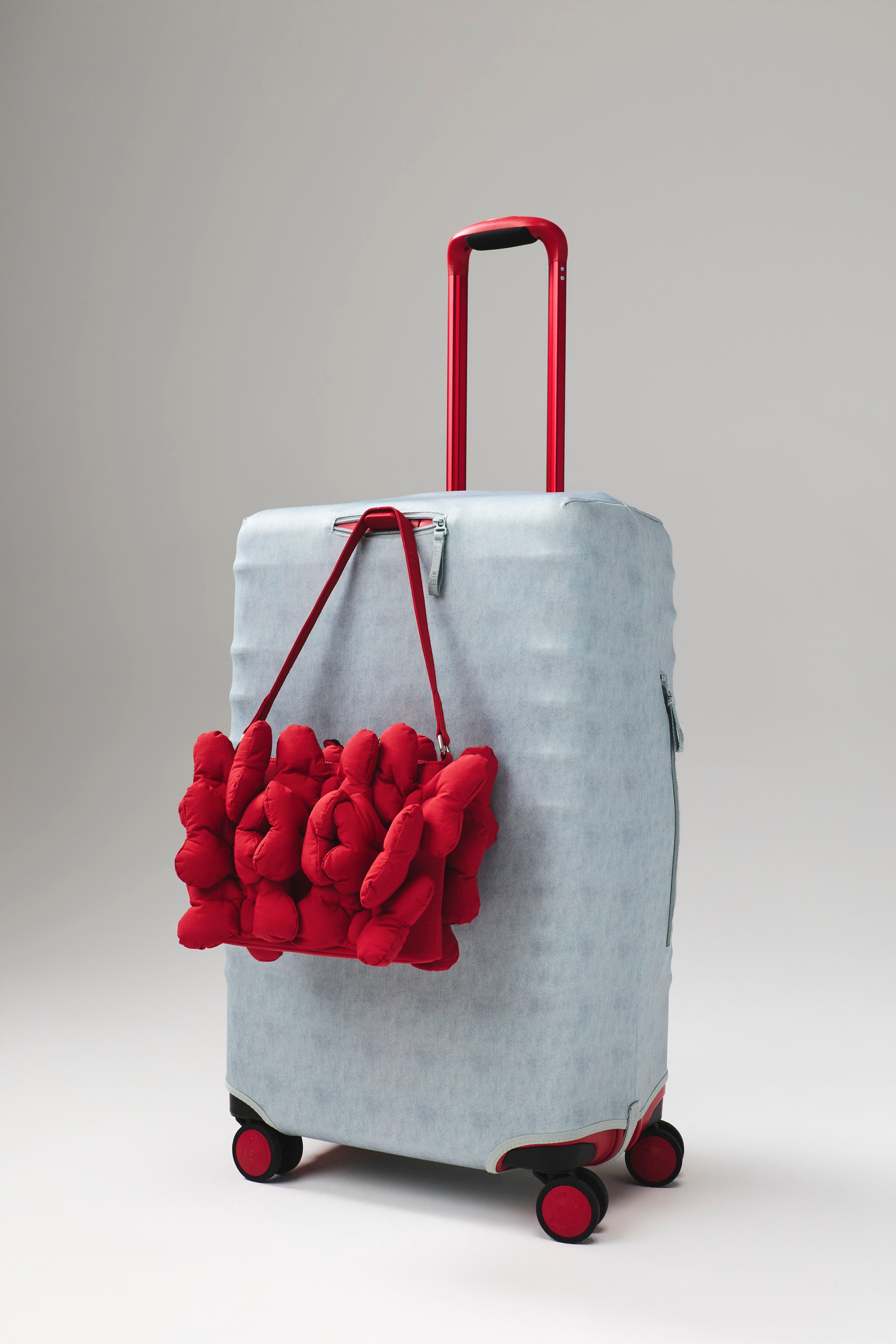 b-is-tote-sac-main-minnie-bow-rouge-mickey image 4