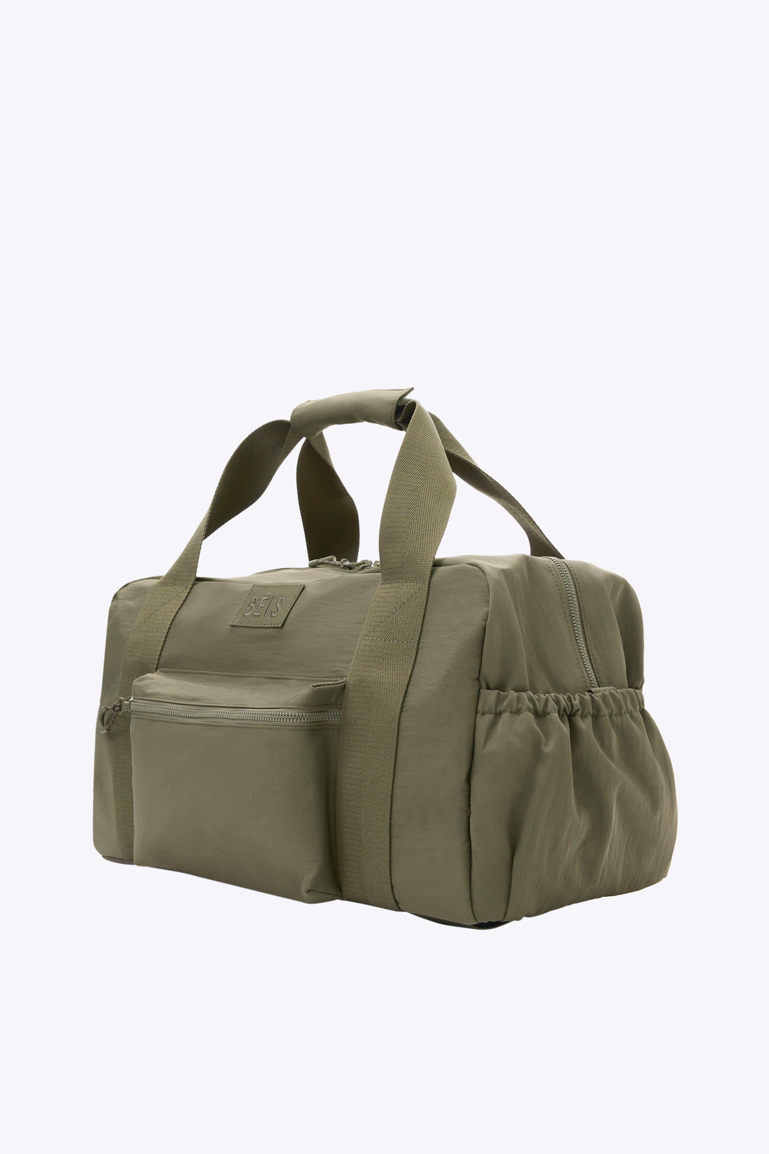 beis-the-sport-duffle-backpack-sac-sport-olive-vert-cabine image 2