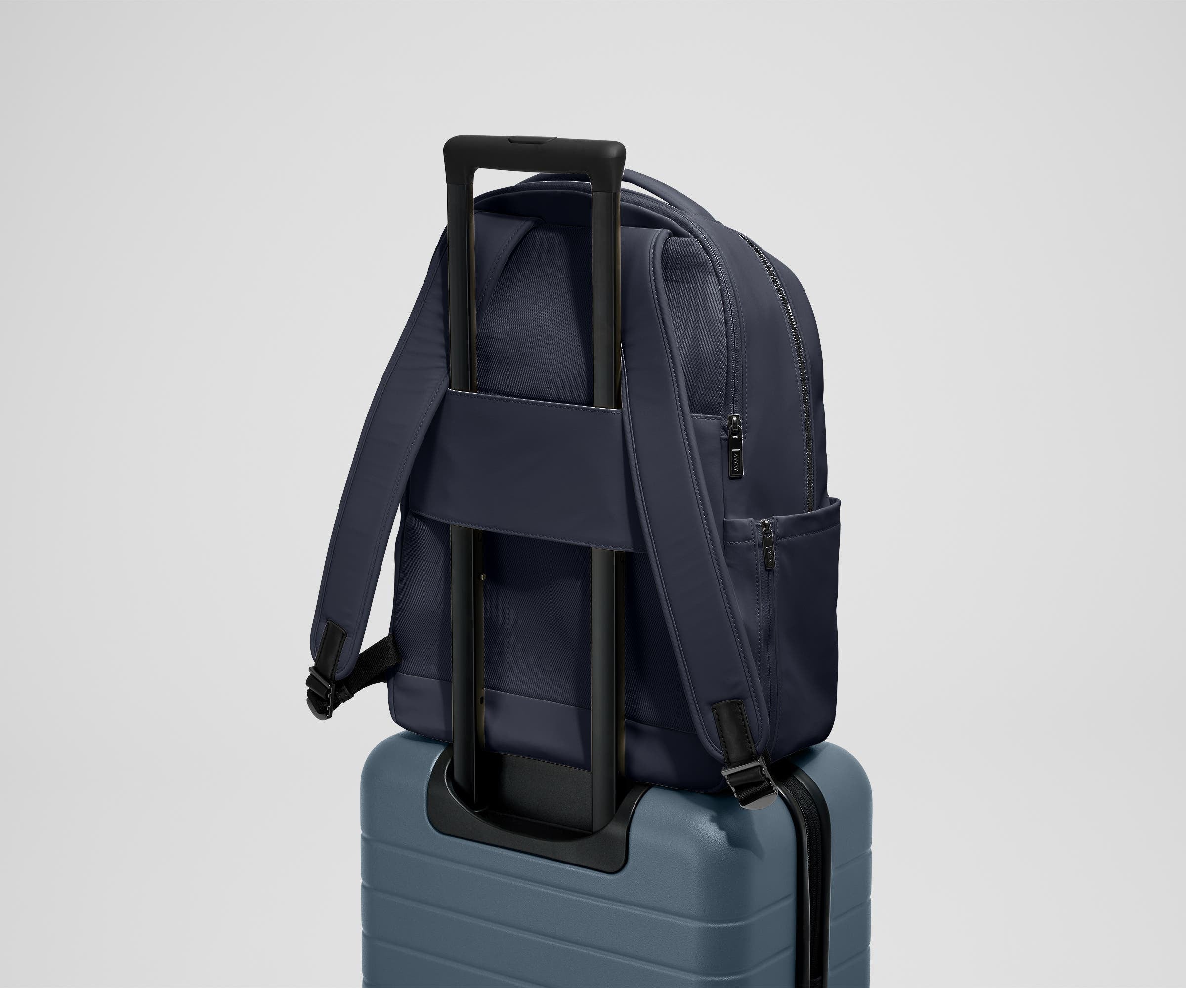 away-commuter-sac-dos-navy-blue-16-pouces image 6