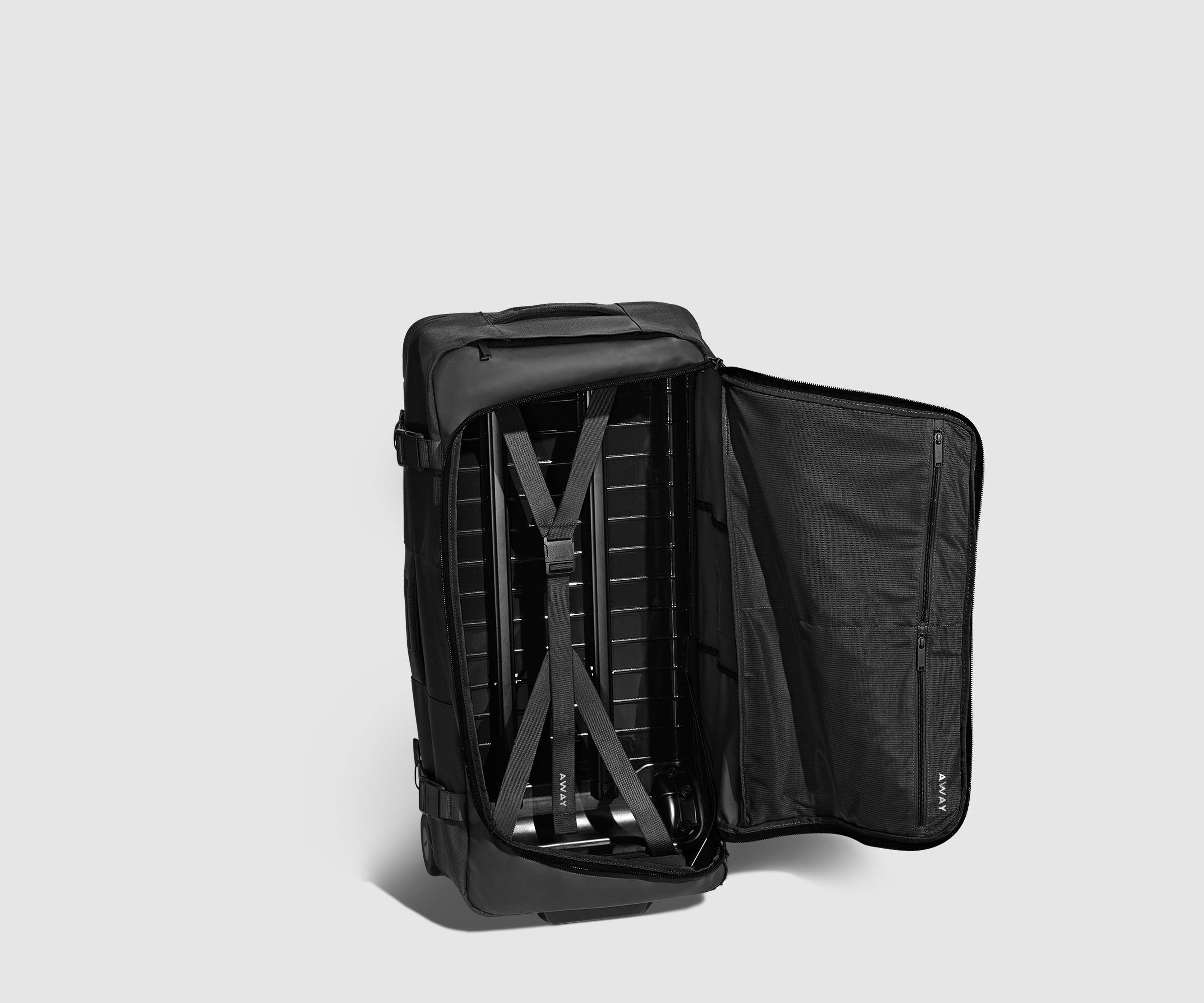 away-active-rolling-duffle-85l-sac-voyage-roulettes-jet-black image 5