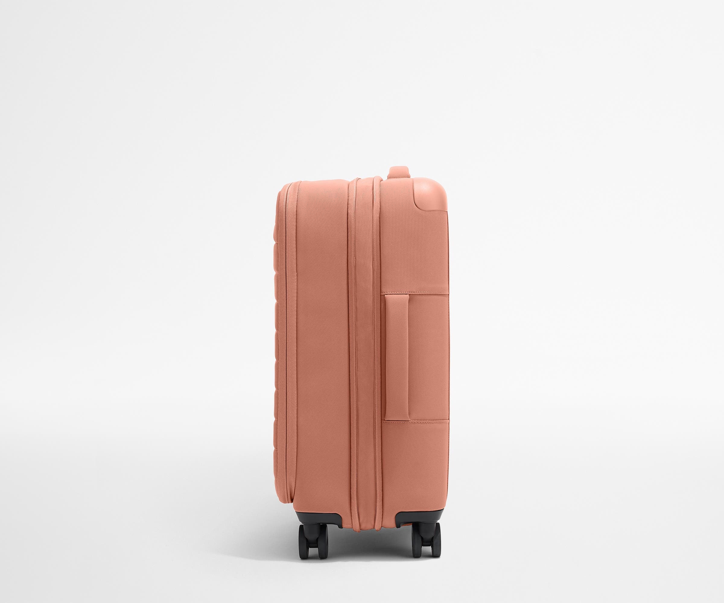 away-softside-bigger-carry-on-valise-rose-argile image 3
