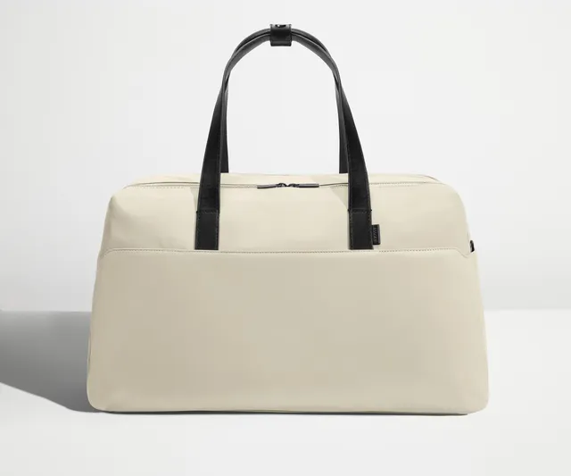 away-the-weekender-sac-week-end-salt-white-grand image 1