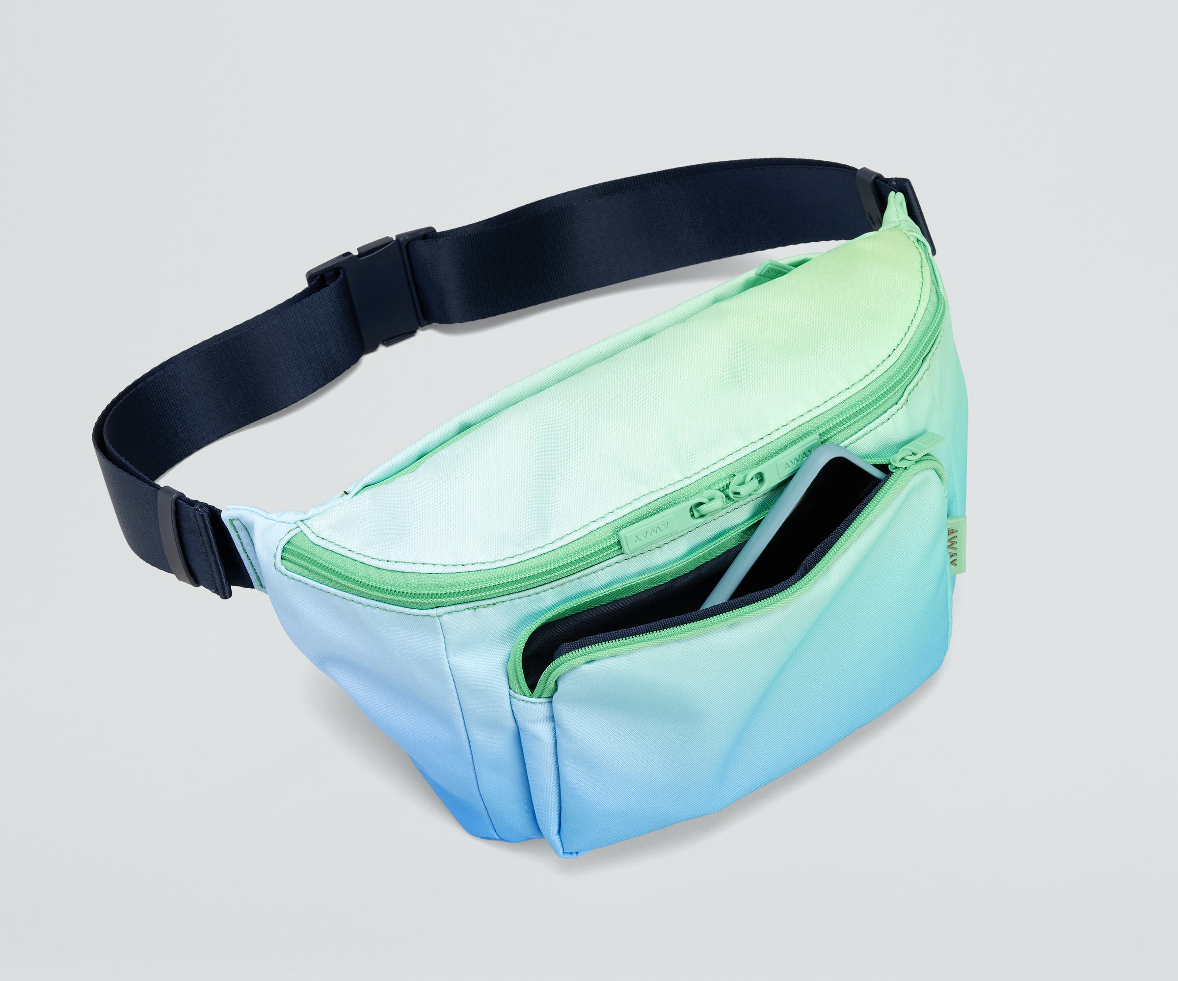 away-everywhere-sling-sac-sling-sunrise-bleu-vert image 3