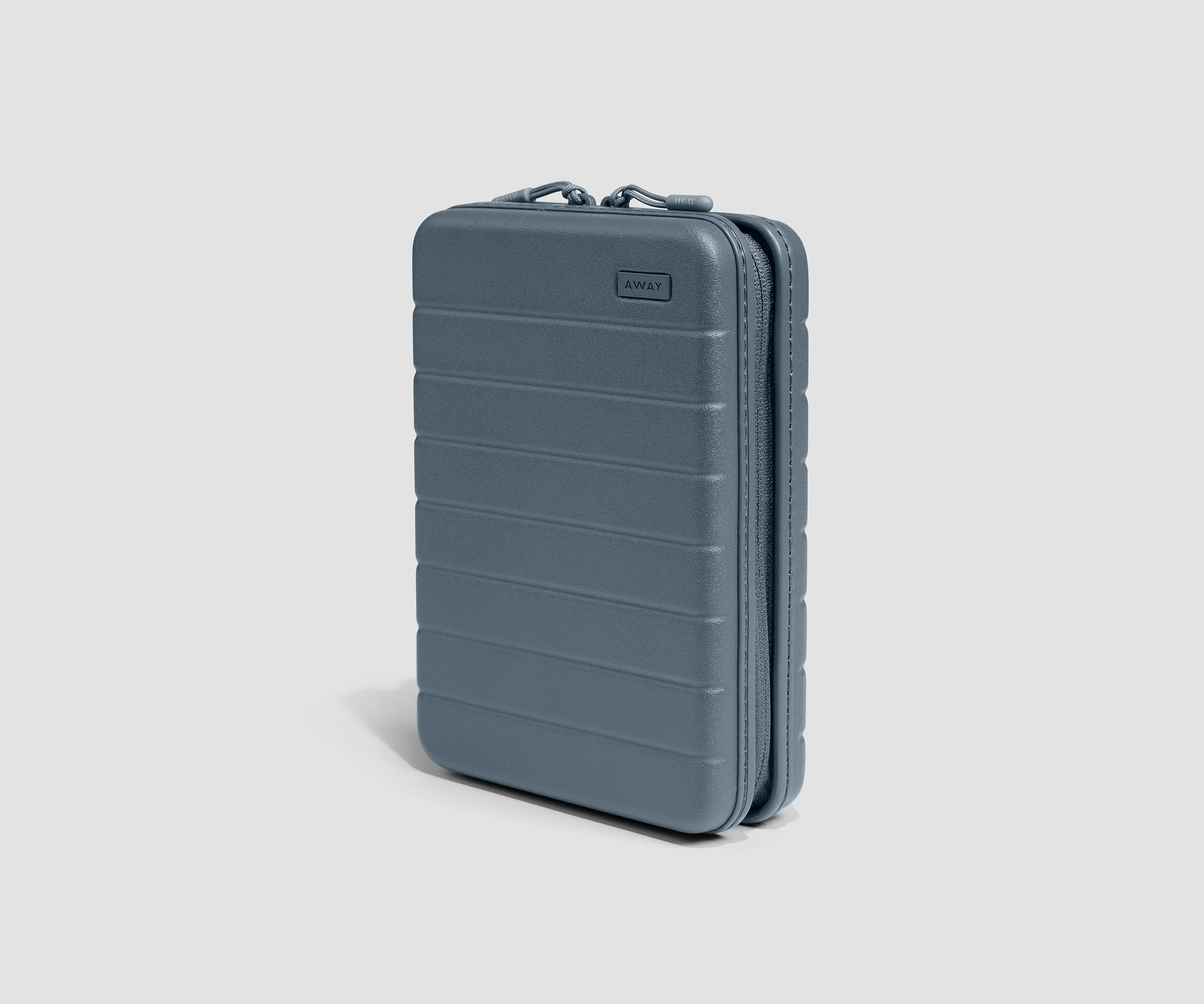 away-medium-tech-case-trousse-tech-coast-blue-rigide image 3