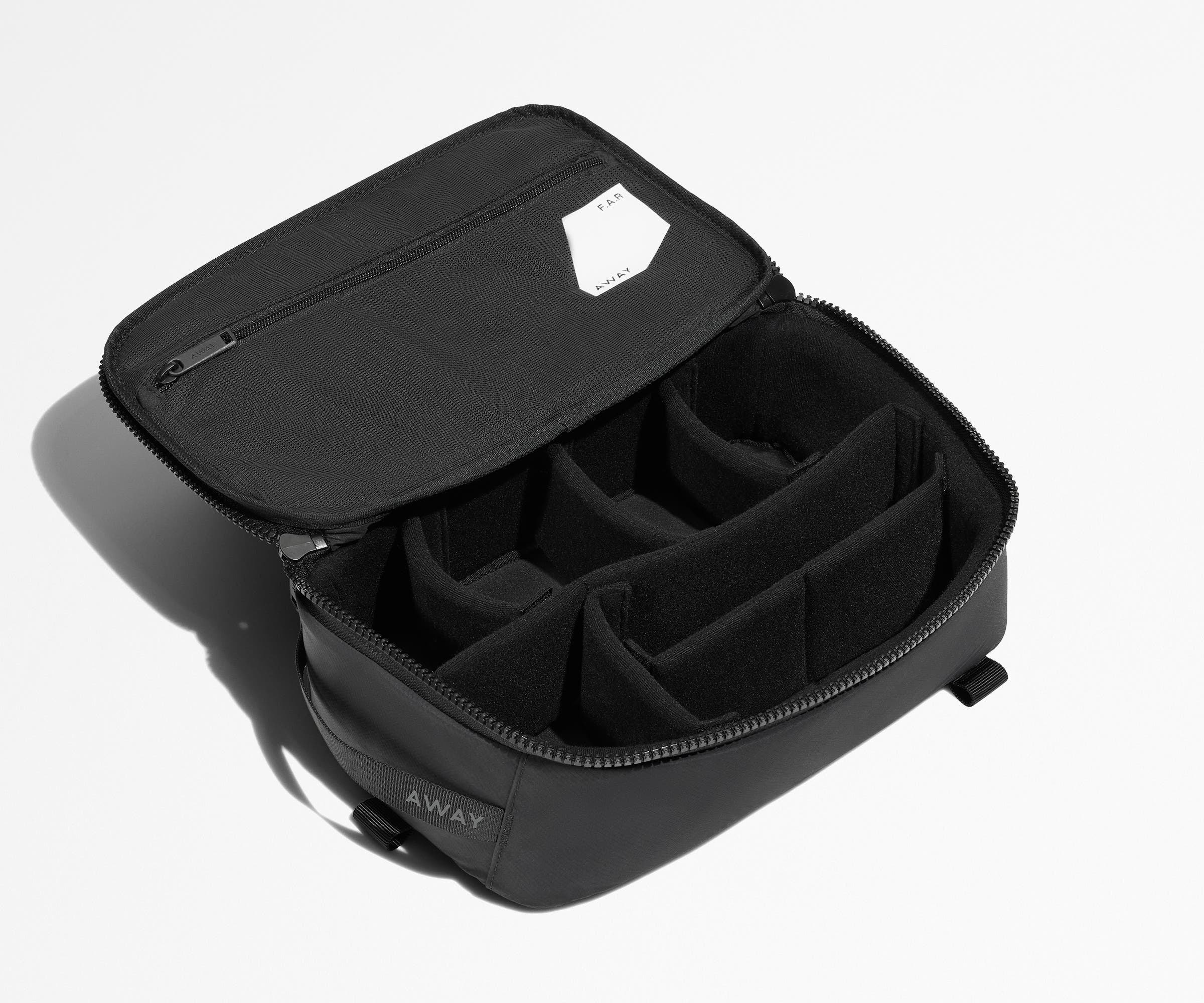 away-protective-packing-cube-cube-rangement-jet-black-matelass image 2