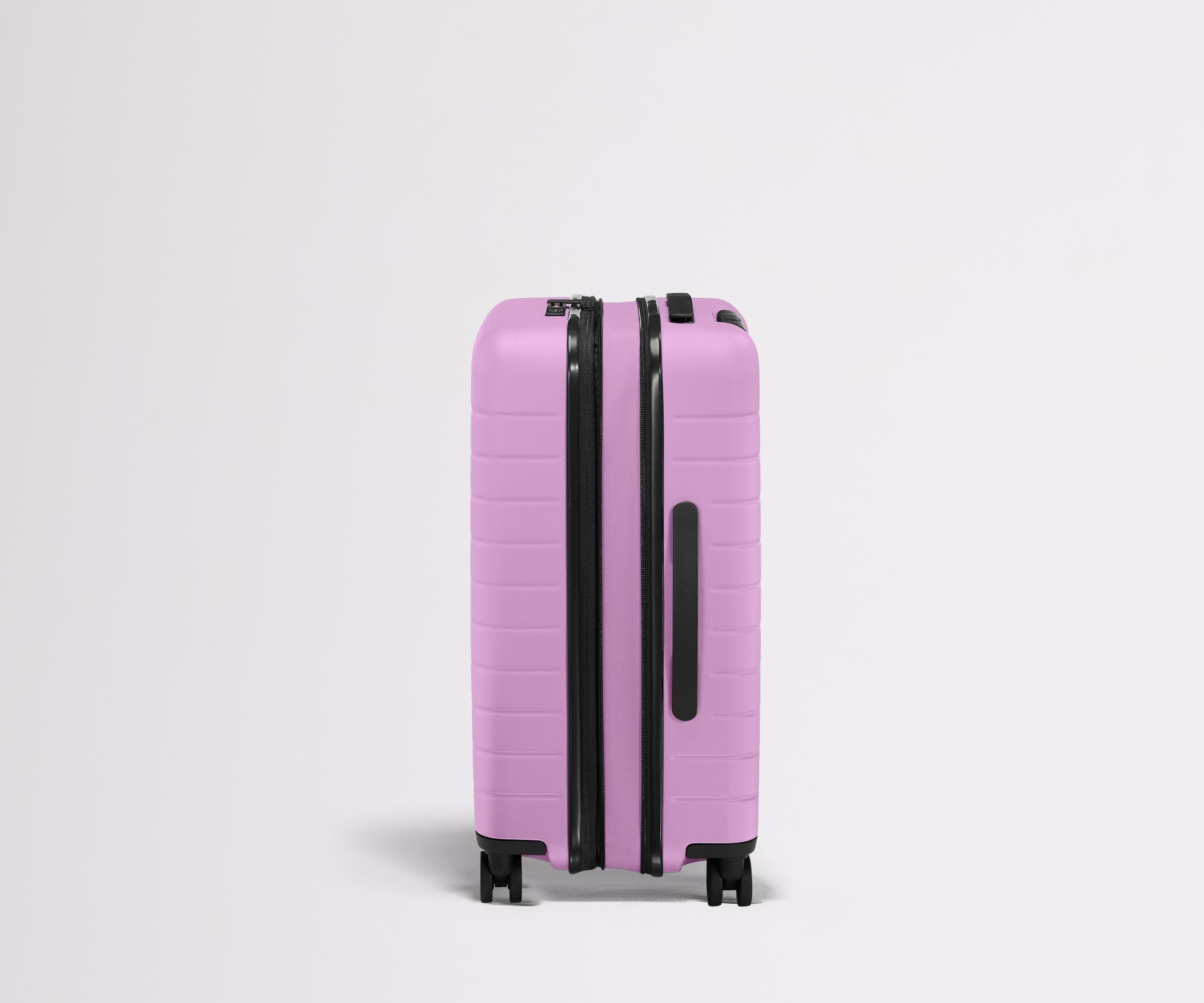 away-bigger-carry-on-flex-valise-cabine-extensible-mauve image 3